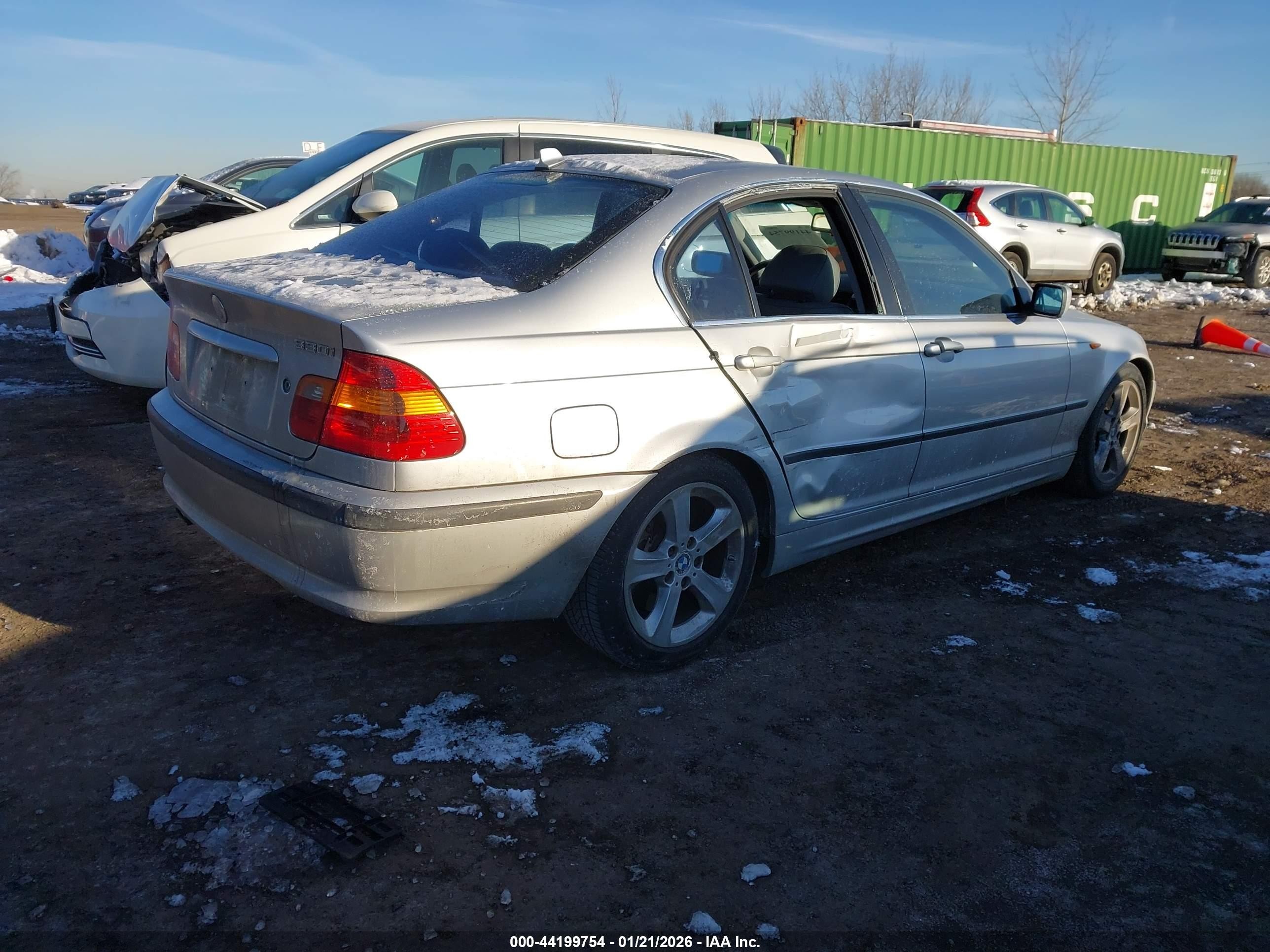 2005 Bmw 330i   Silver vin: WBAEV53405KM41591