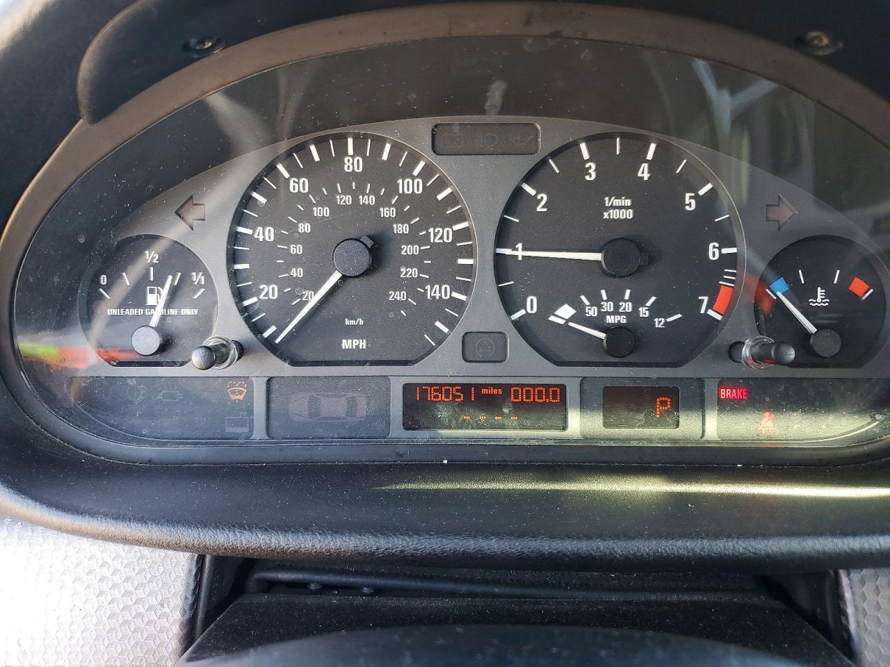 2004 Bmw 330 I Gray vin: WBAEV53414KM33935