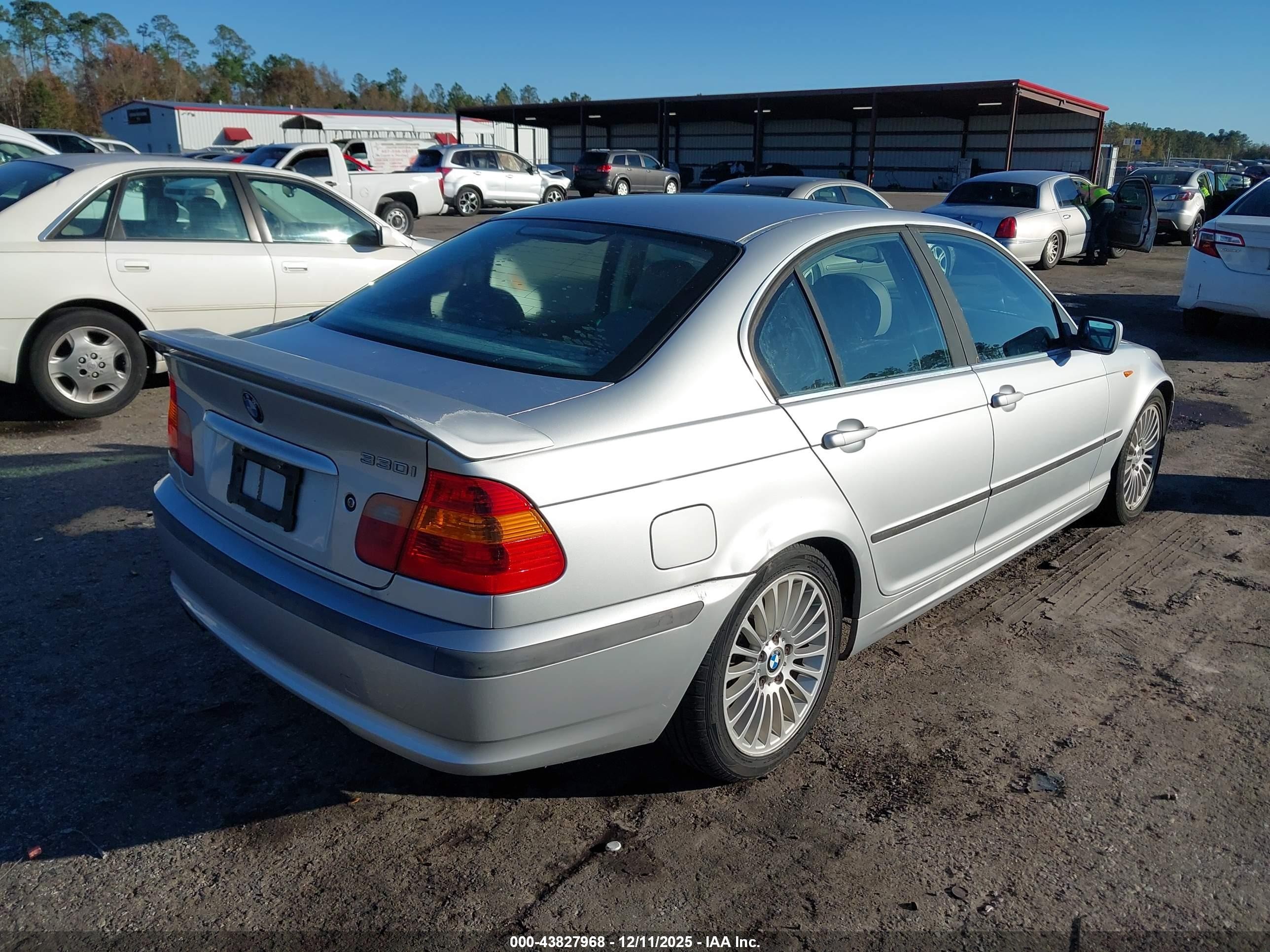 2002 Bmw 330i   Silver vin: WBAEV53422KM22696
