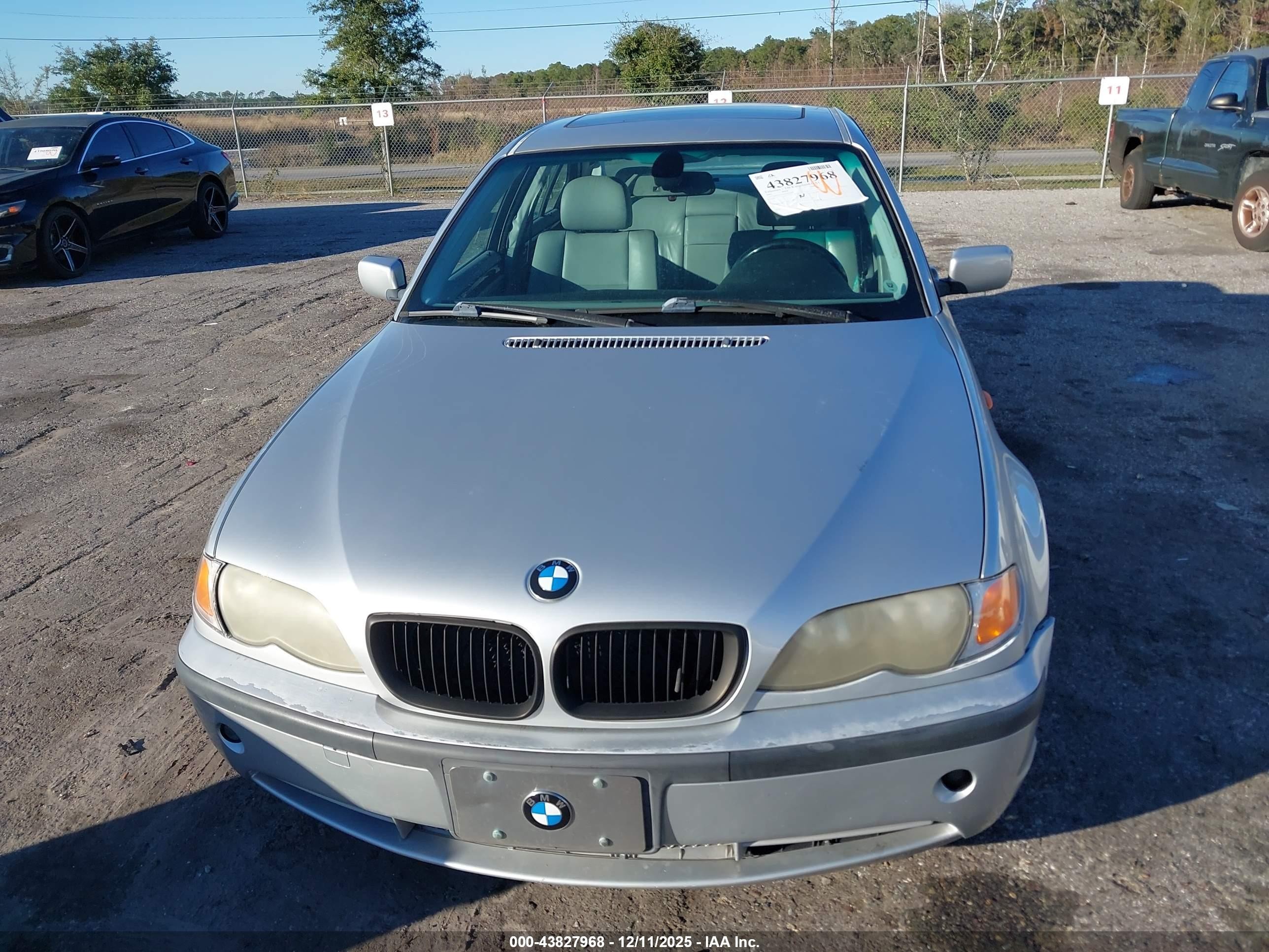 2002 Bmw 330i   Silver vin: WBAEV53422KM22696