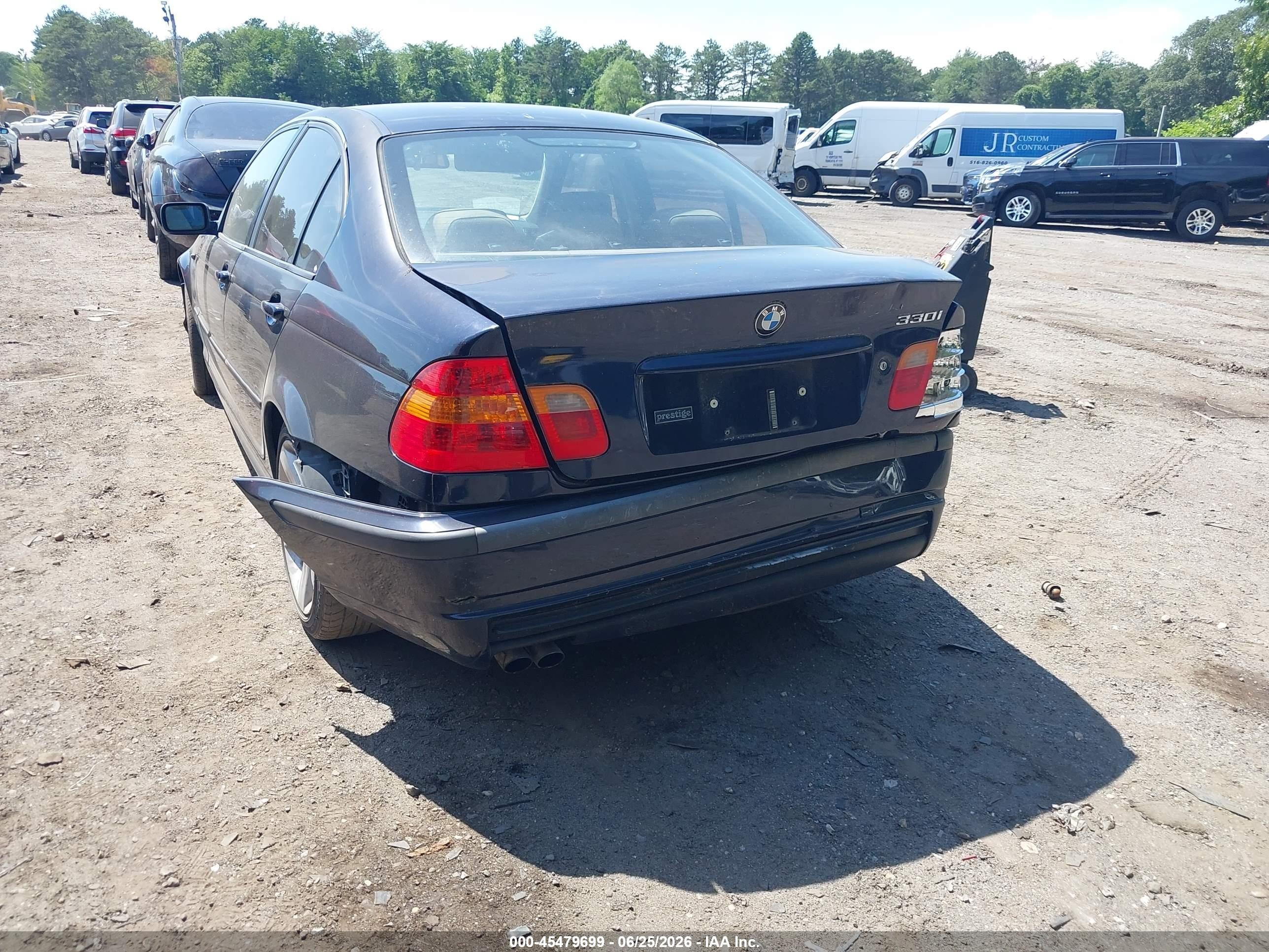 2003 Bmw 330i   Blue vin: WBAEV53423KM28354