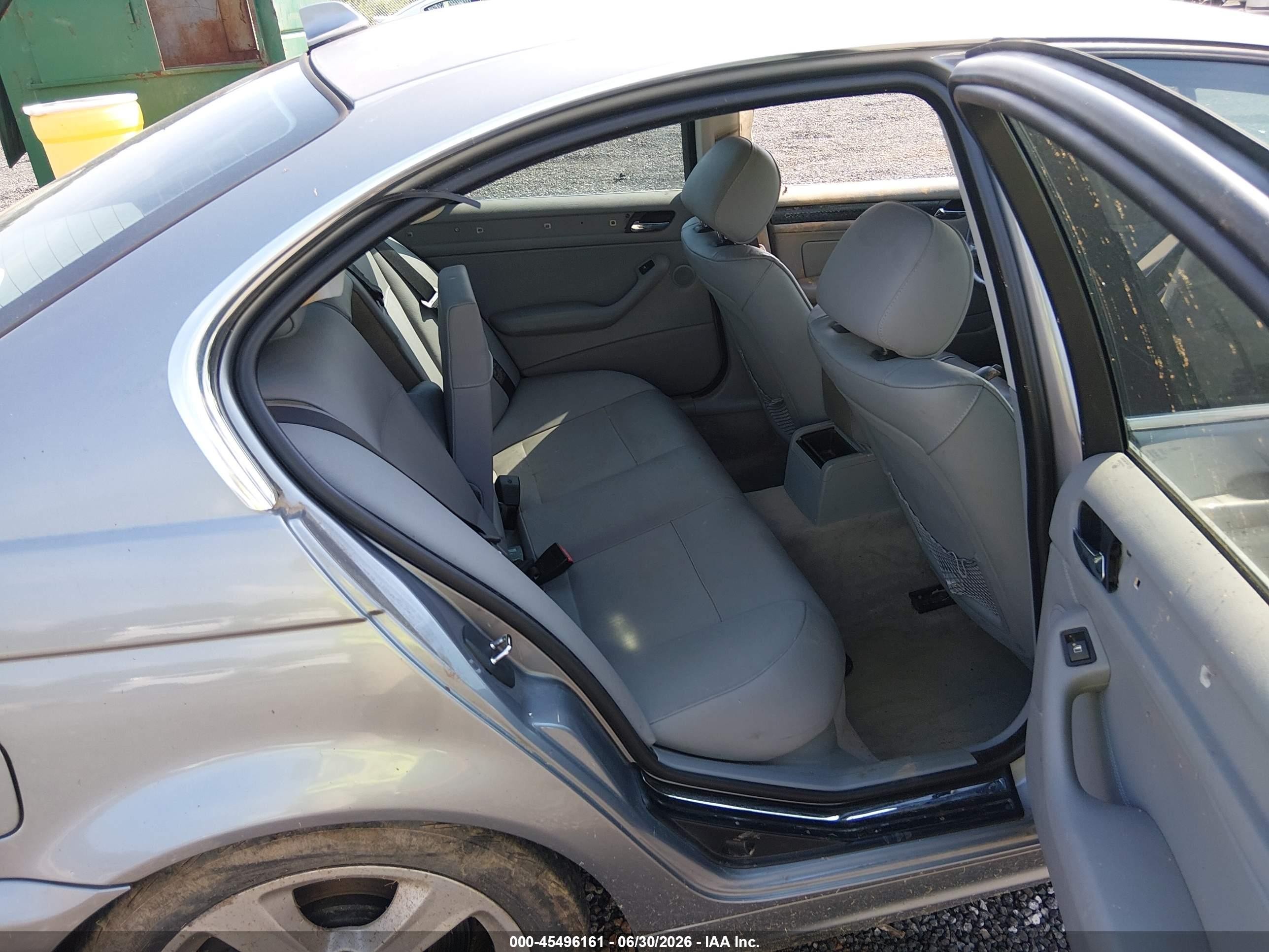2004 Bmw 330i   Silver vin: WBAEV53424KM35306