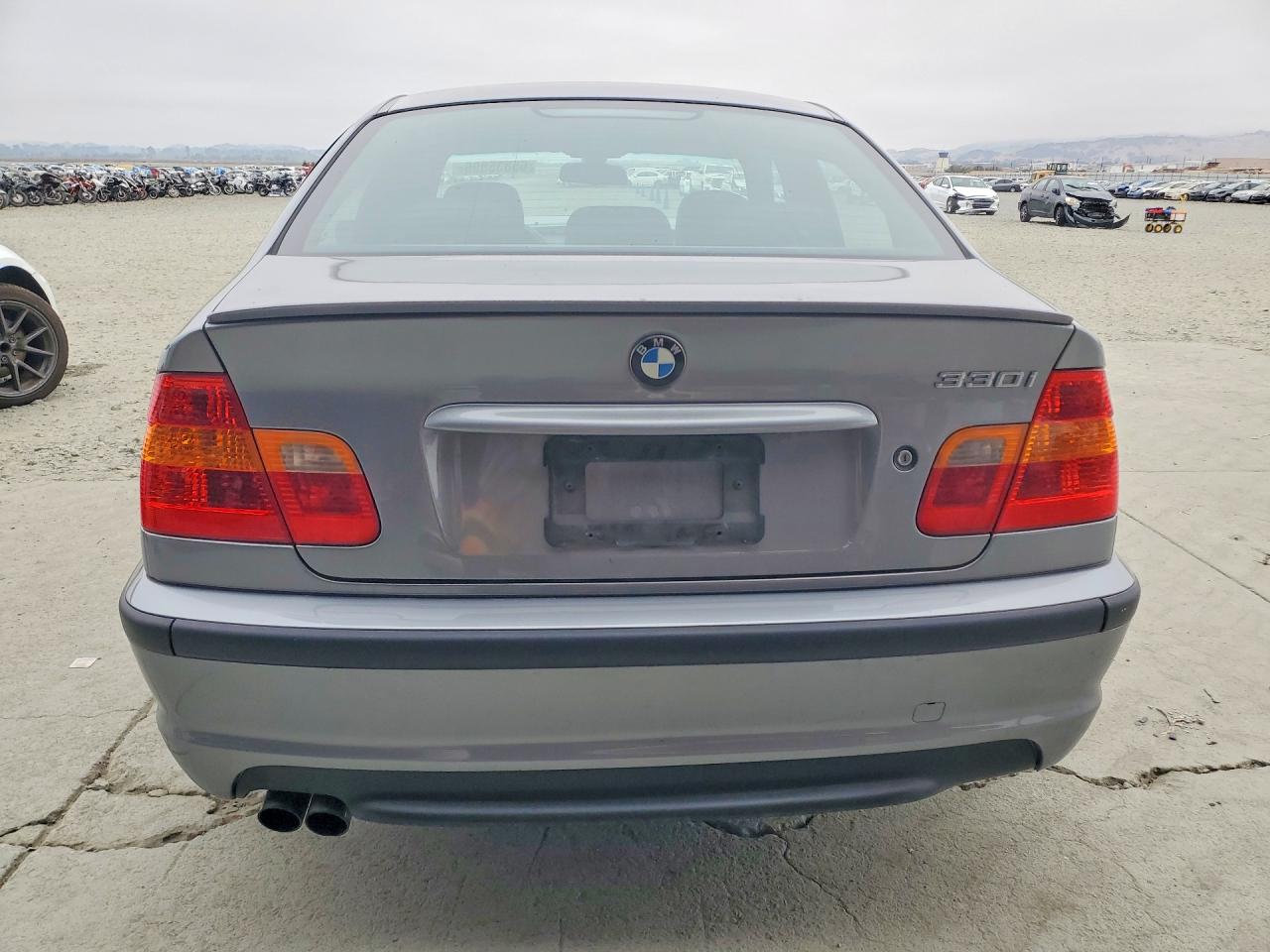 2005 Bmw 330 I Silver vin: WBAEV53445KM08481