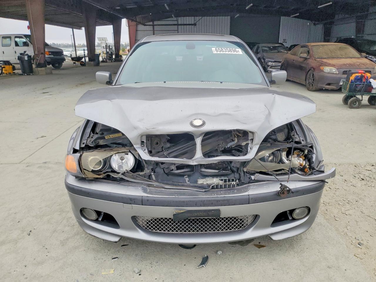 2005 Bmw 330 I Silver vin: WBAEV53445KM08481
