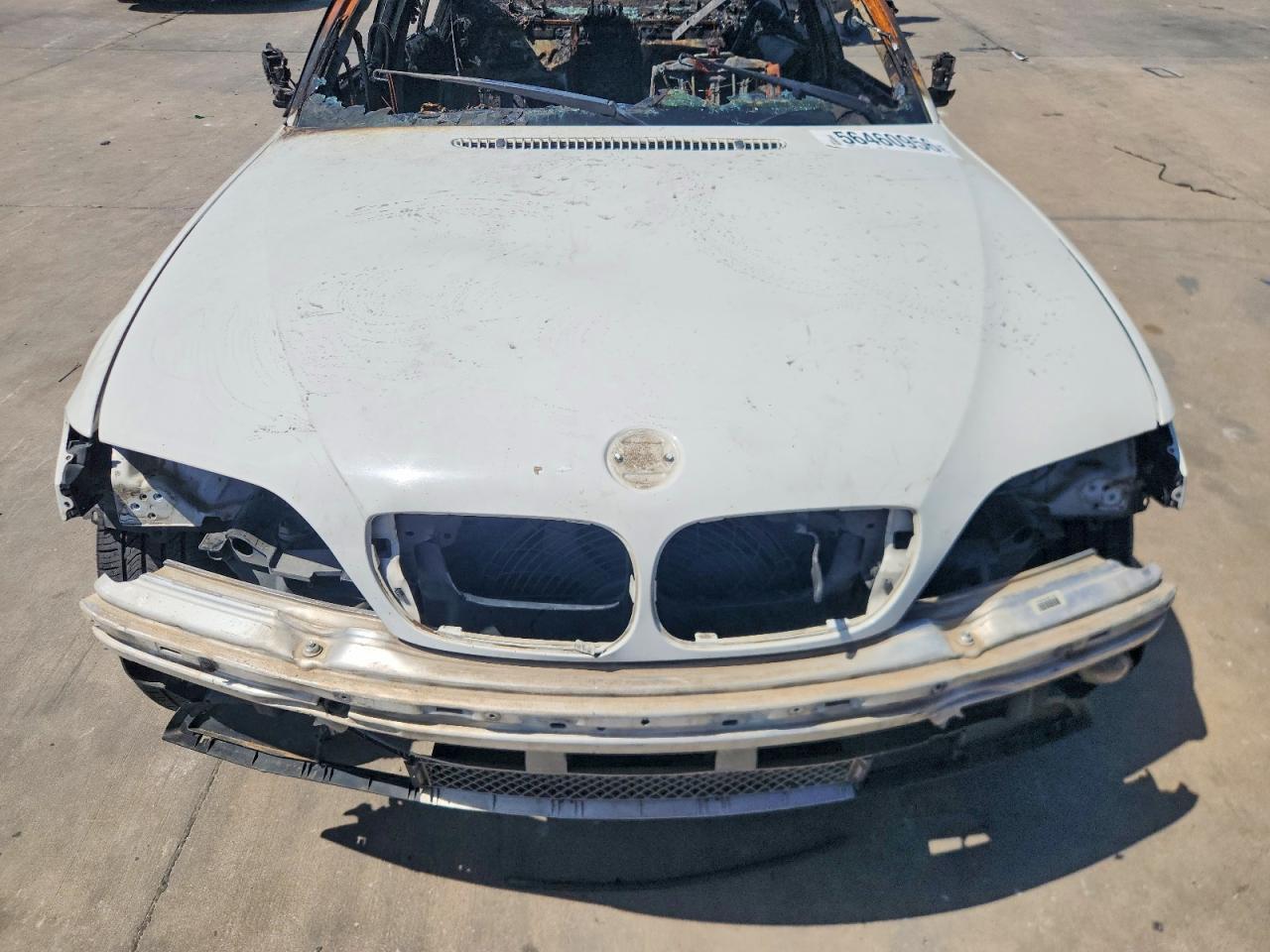 2004 Bmw 330 I White vin: WBAEV53454KM34084