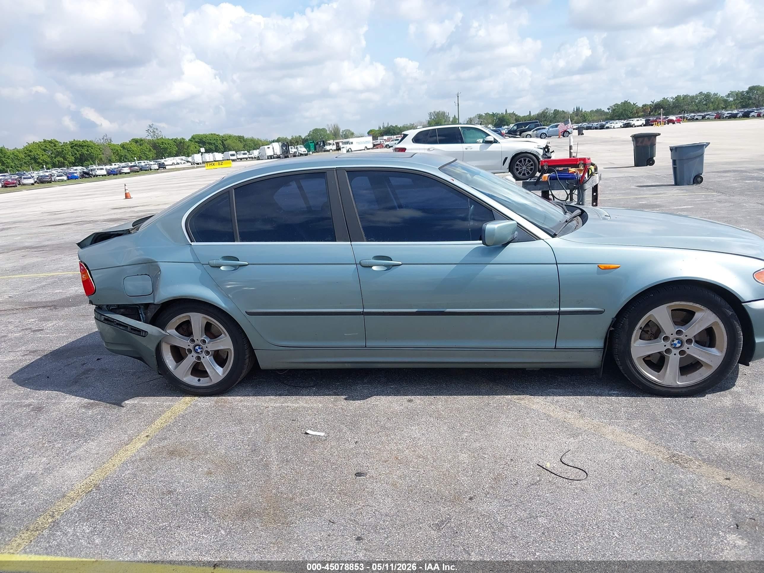 2004 Bmw 330i   Silver vin: WBAEV53464KM37236
