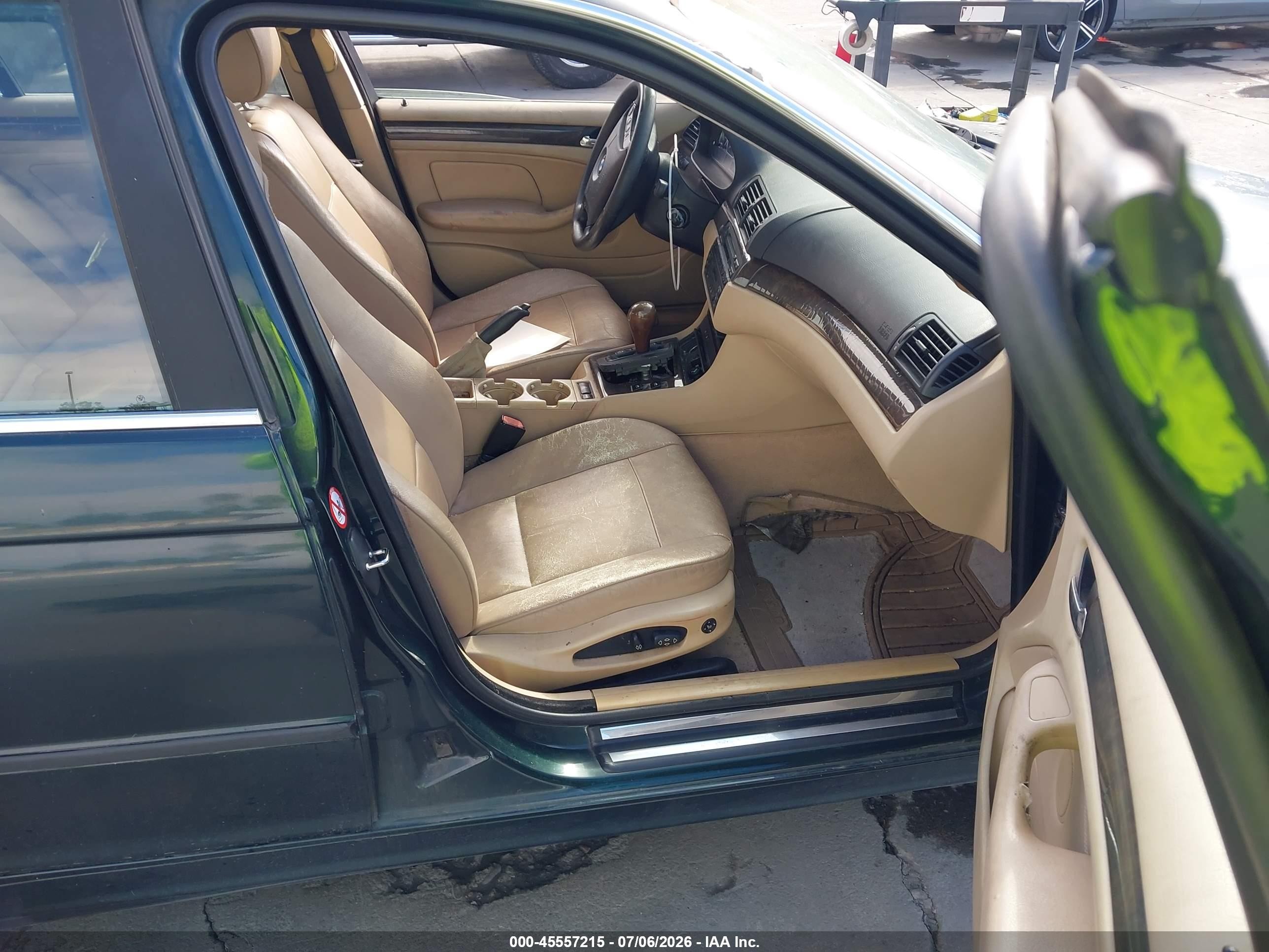 2002 Bmw 3 Series 330i Green vin: WBAEV53472KM15209