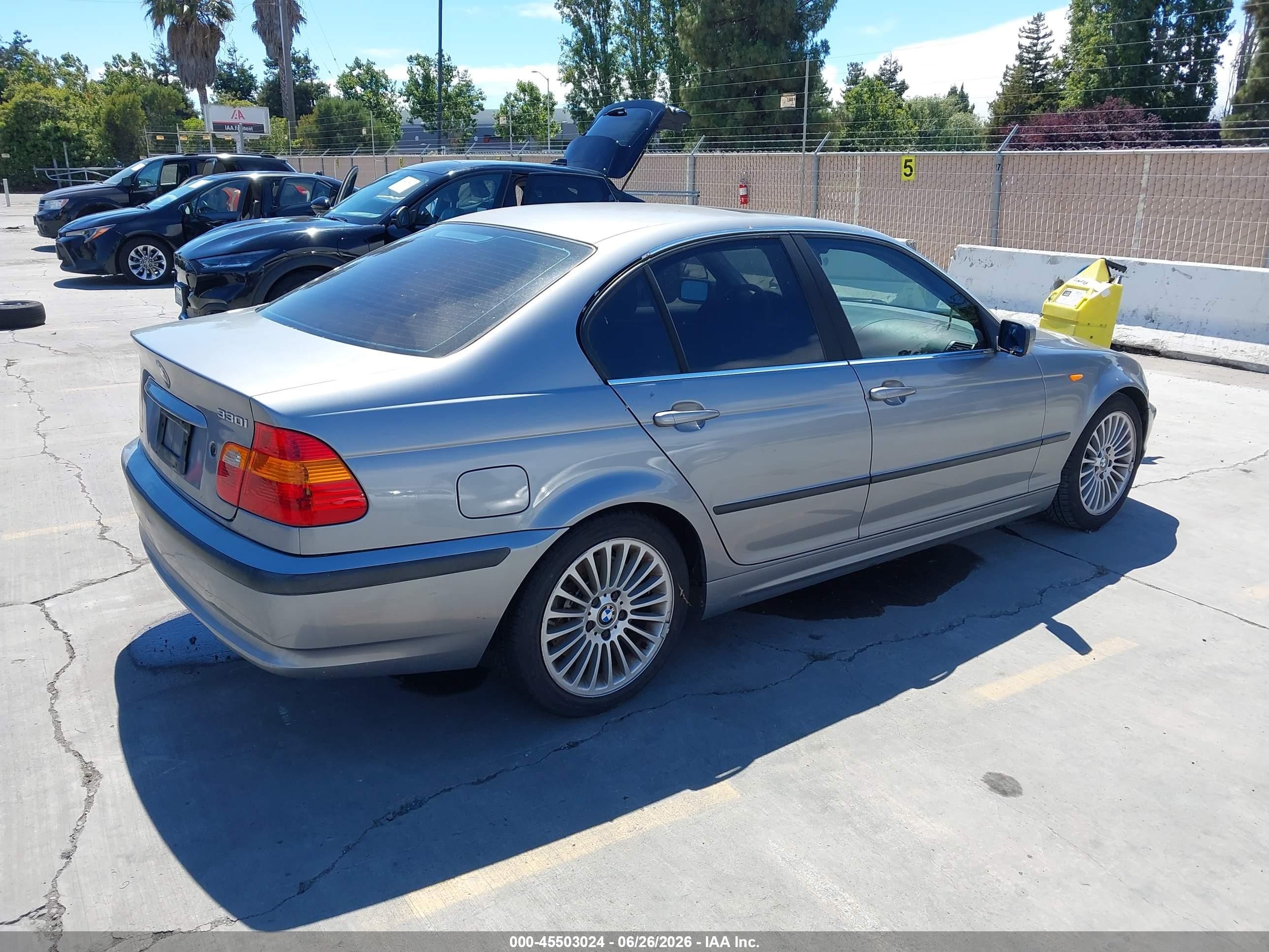 2003 Bmw 3 Series 330i Gray vin: WBAEV53473KM31959