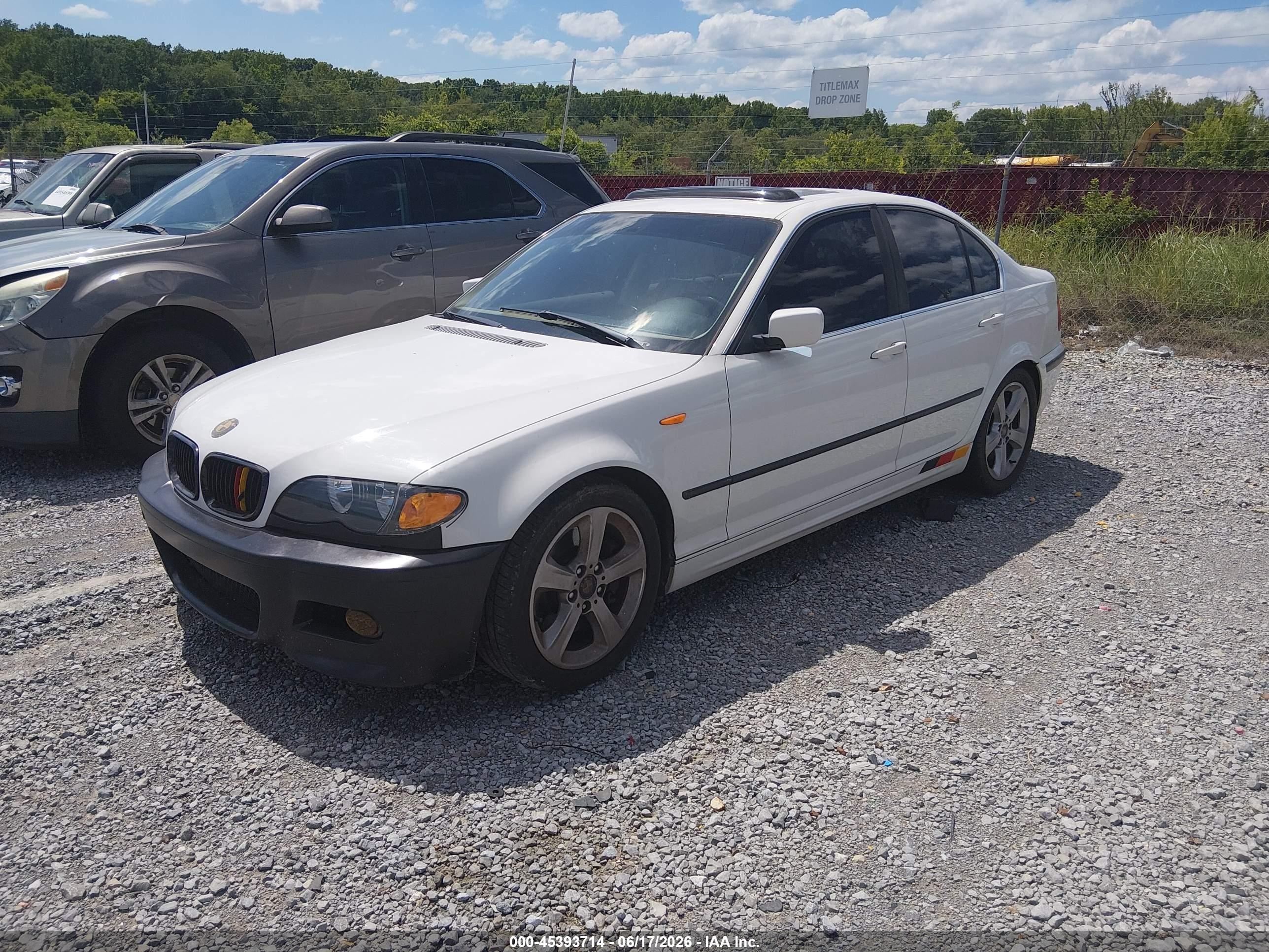 2004 Bmw 330i   White vin: WBAEV53474KM38251