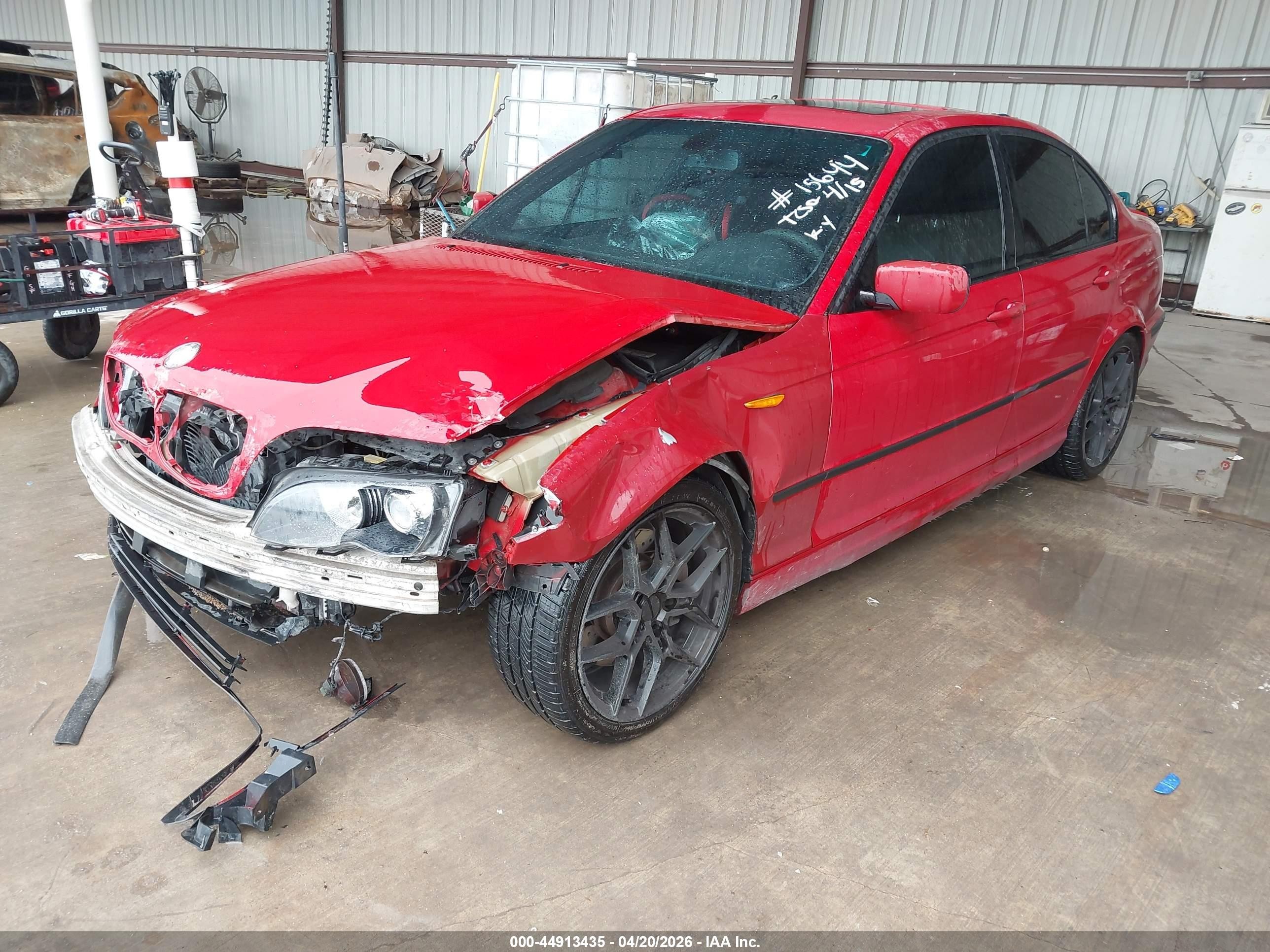 2004 Bmw 330i   Red vin: WBAEV53484KM37514