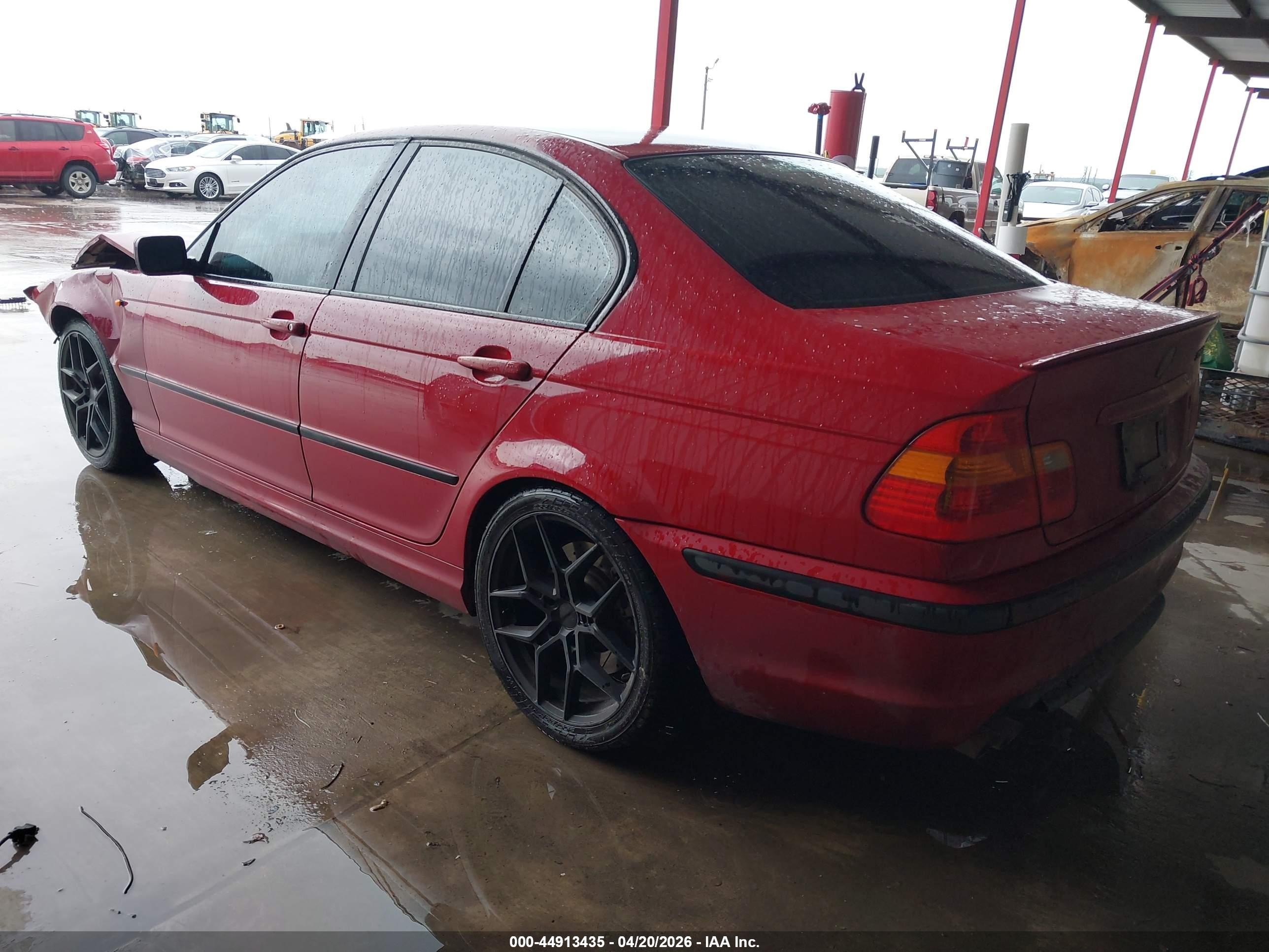 2004 Bmw 330i   Red vin: WBAEV53484KM37514