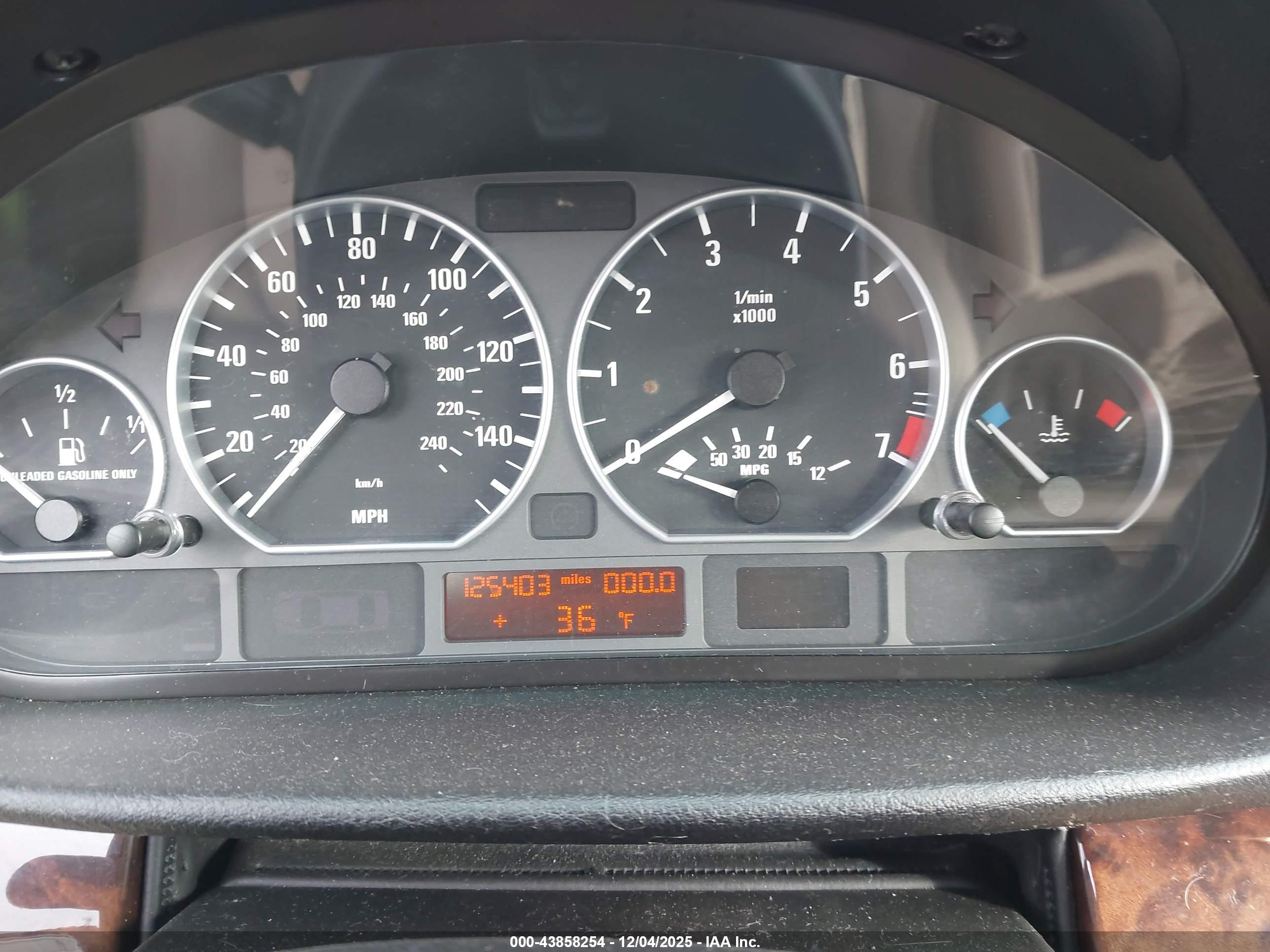 2005 Bmw 330i   Black vin: WBAEV53495KM38799