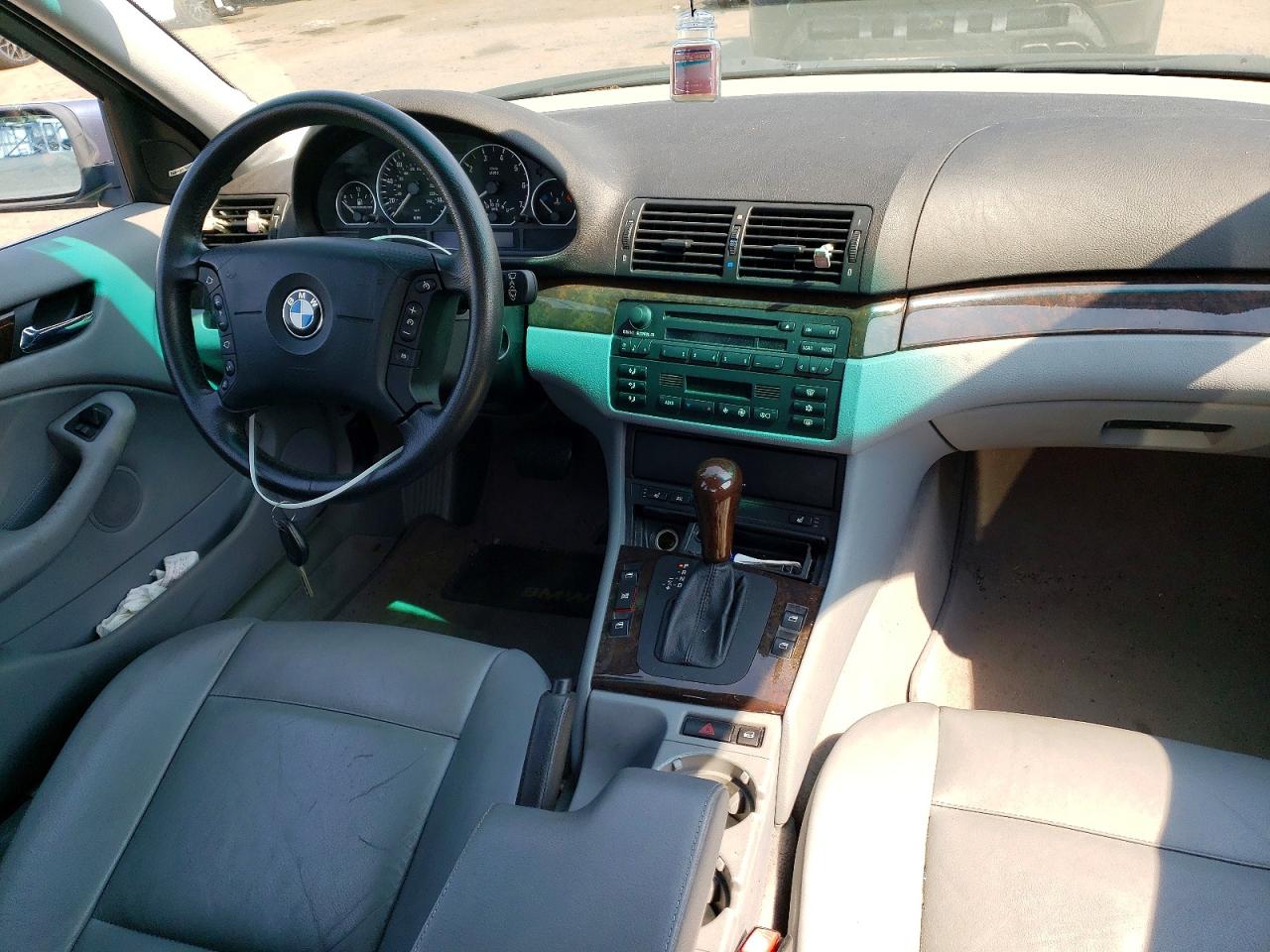 2003 Bmw 330 I Blue vin: WBAEV534X3KM25380