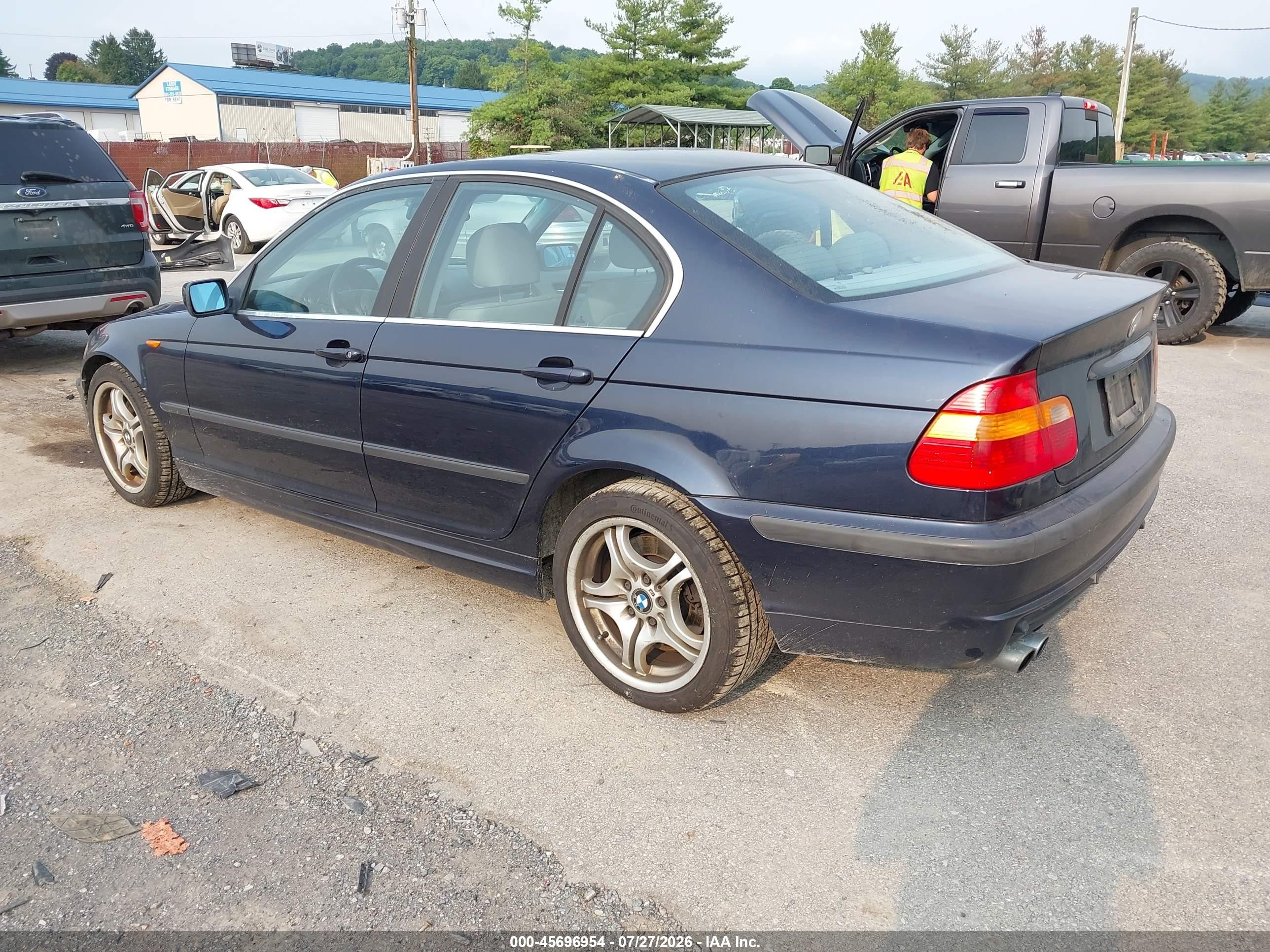 2003 Bmw 330i   Dark Blue vin: WBAEV534X3KM32524