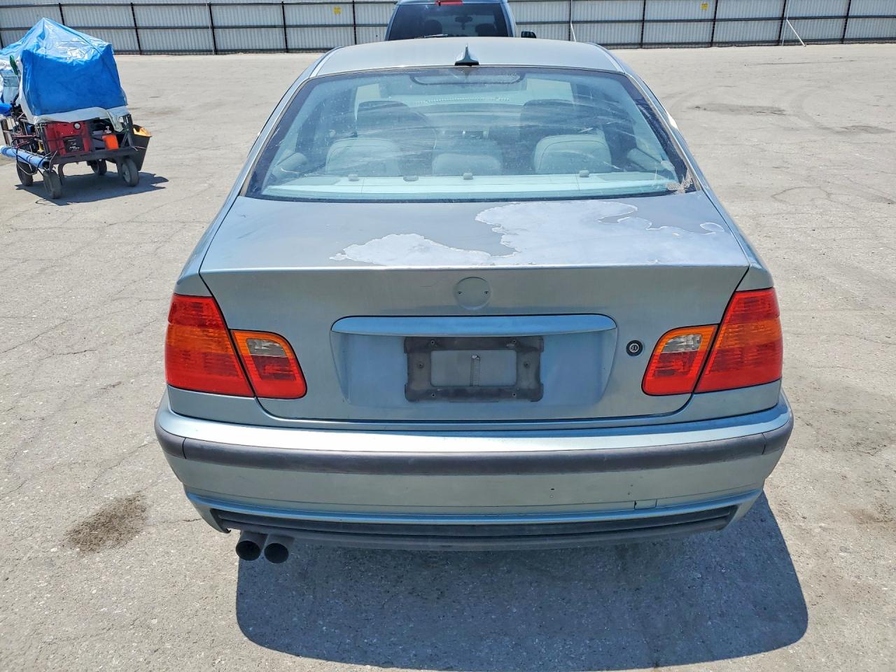 2004 Bmw 330 I Зеленый vin: WBAEV534X4KM34565