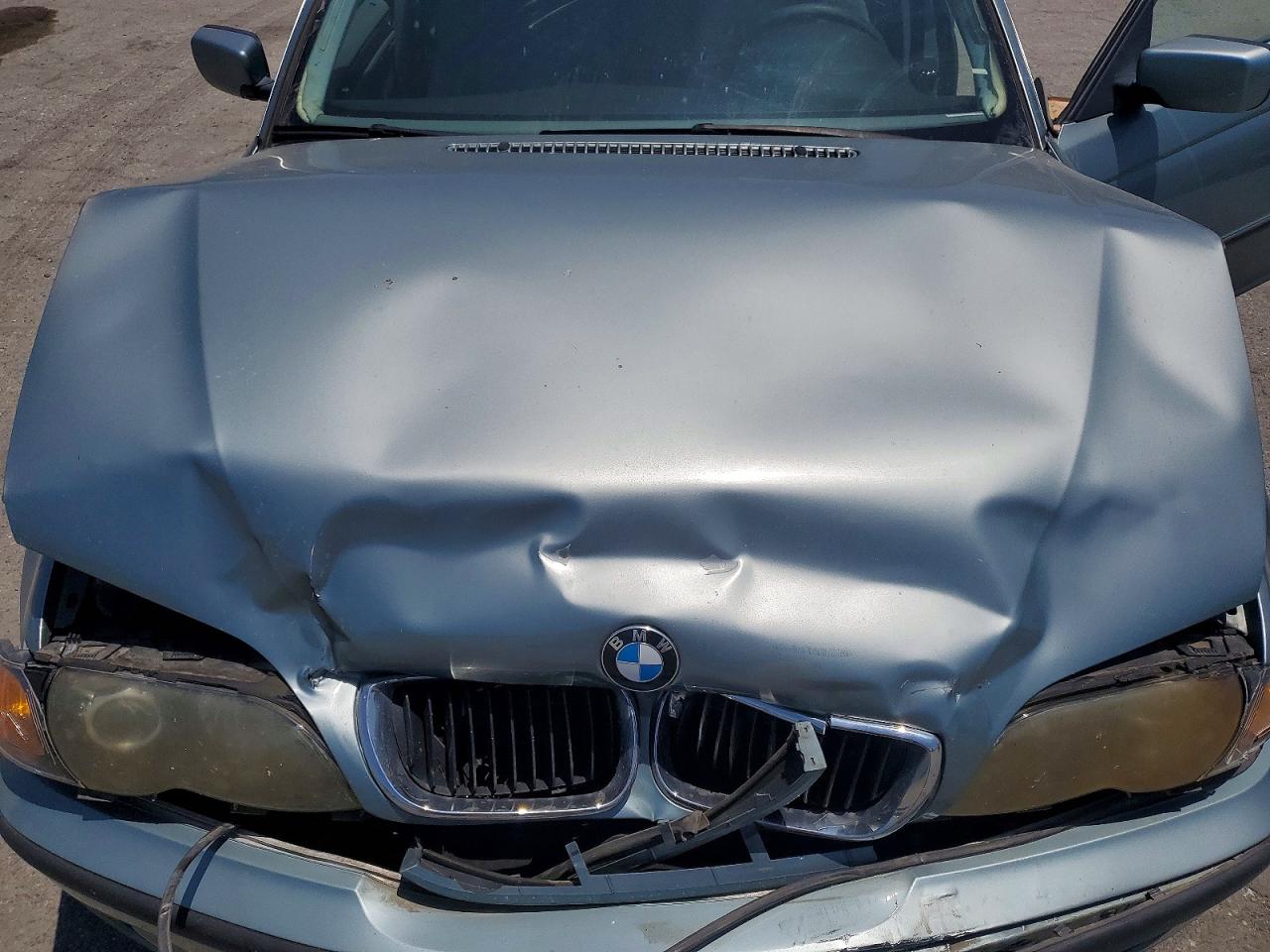 2004 Bmw 330 I Зеленый vin: WBAEV534X4KM34565