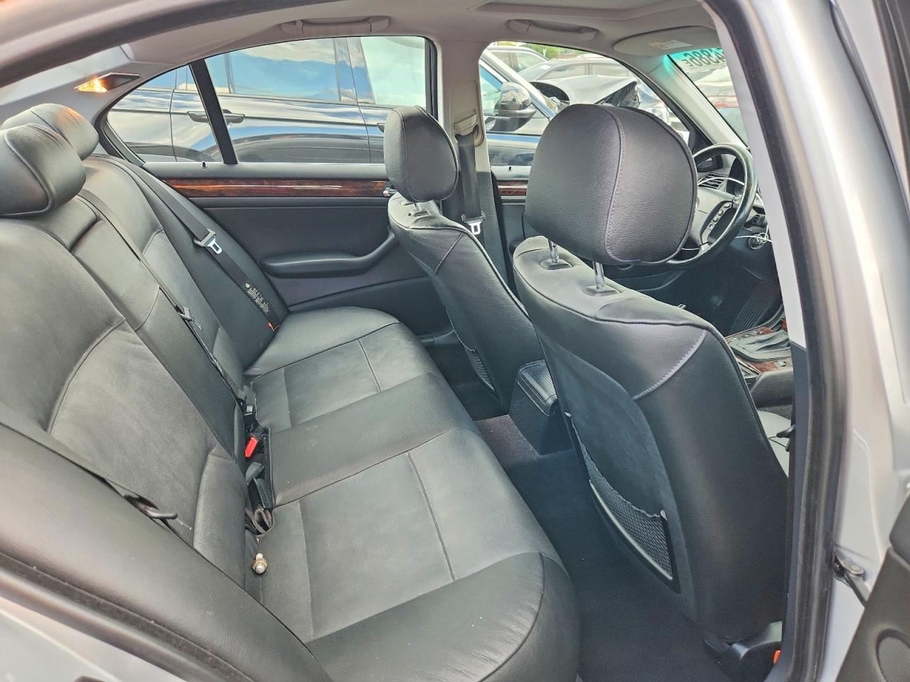 2004 Bmw 330 Xi Gray vin: WBAEW53404PN36277