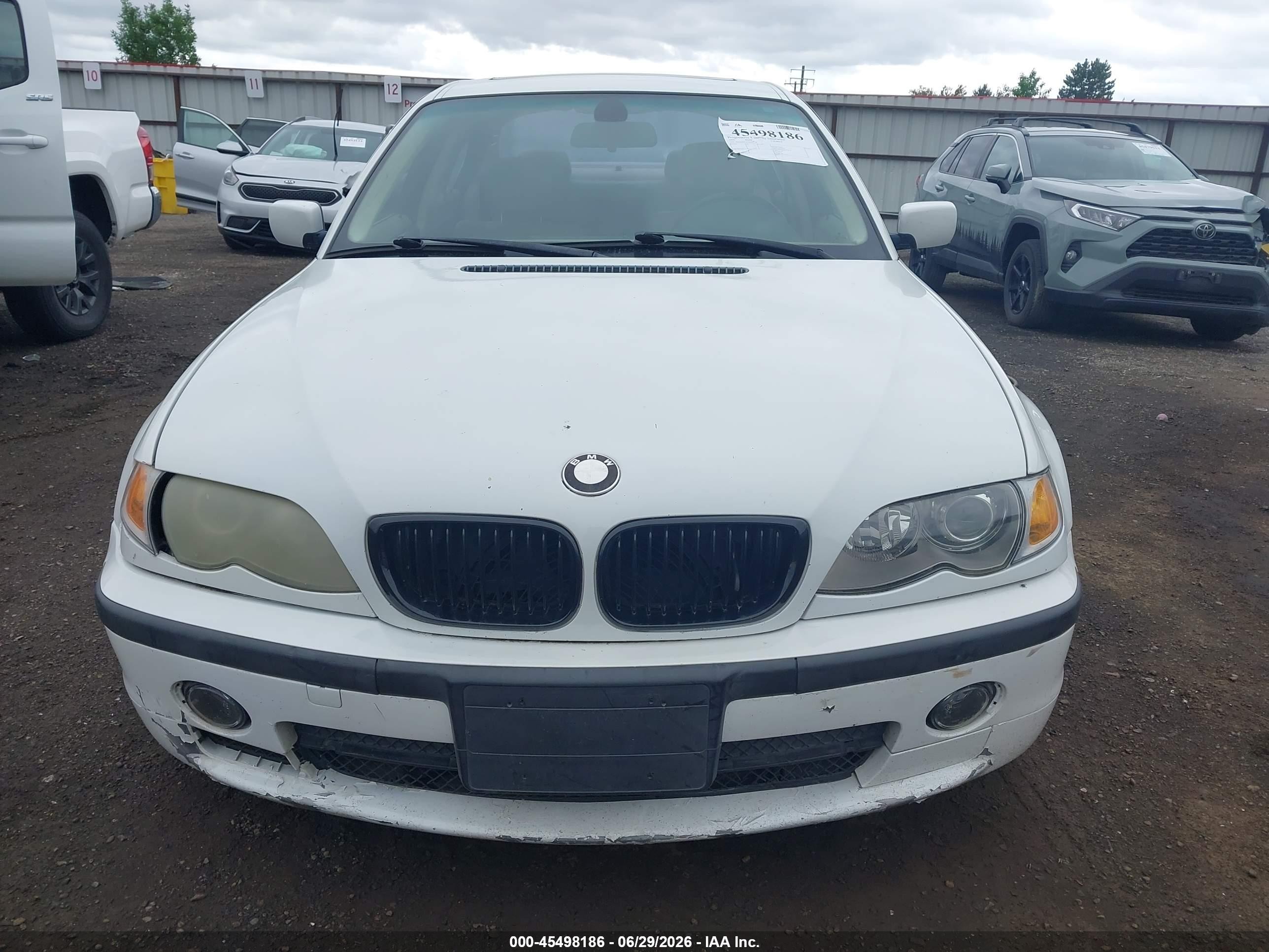 2002 Bmw 3 Series 330xi White vin: WBAEW53432PG18018