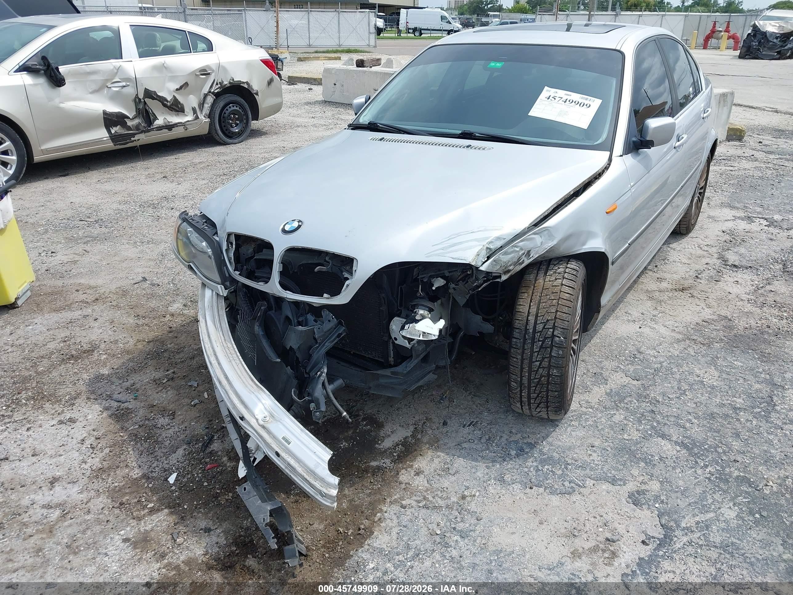 2002 Bmw 330xi   Silver vin: WBAEW53482PG19813