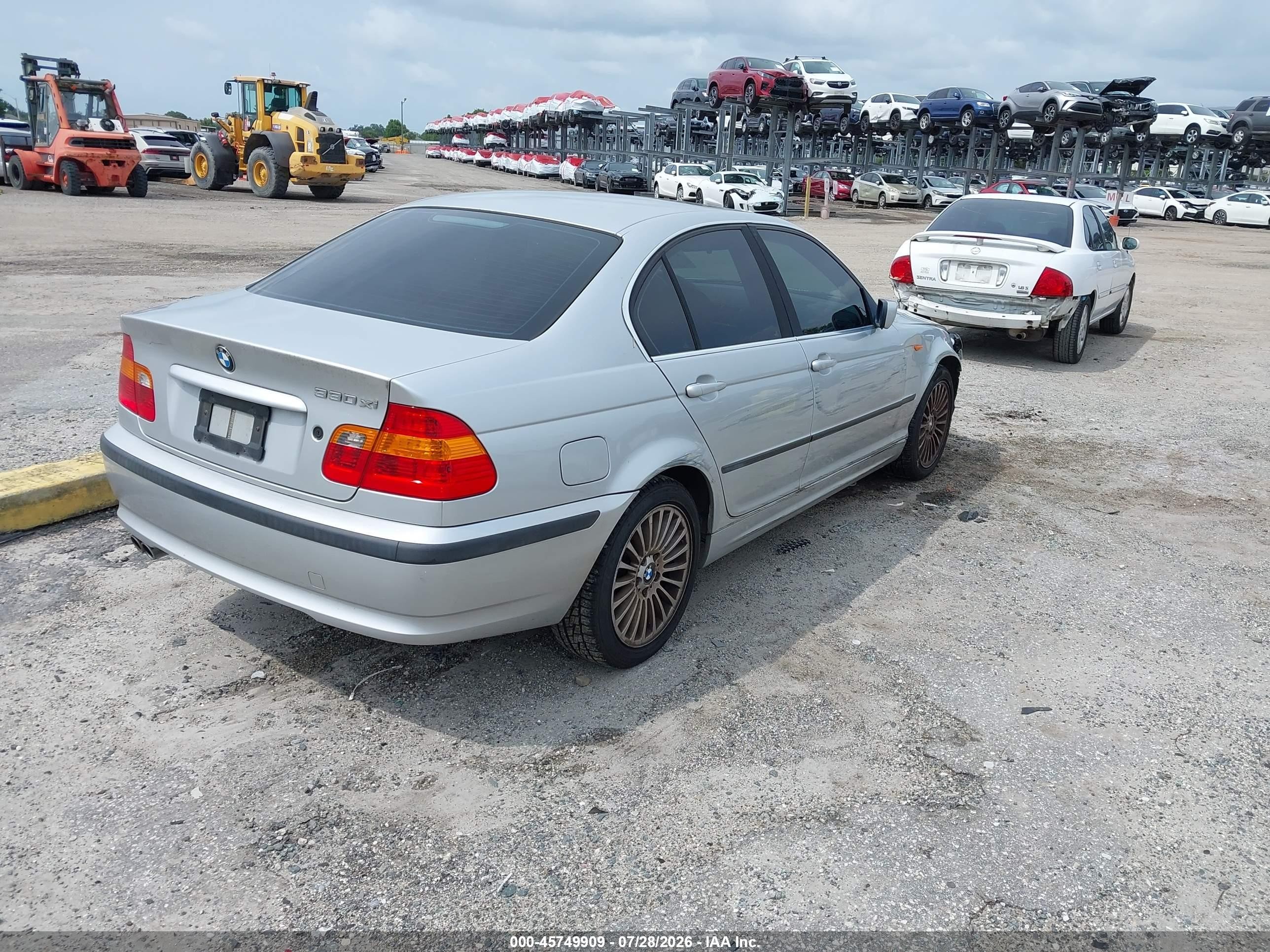 2002 Bmw 330xi   Silver vin: WBAEW53482PG19813