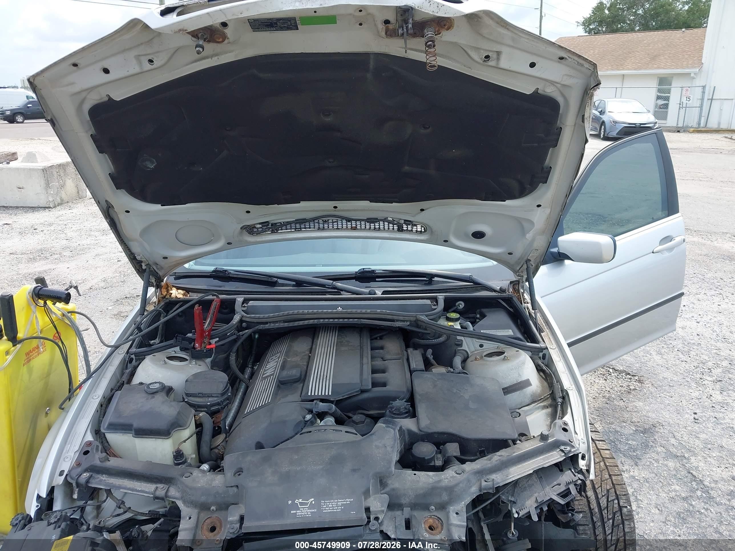2002 Bmw 330xi   Silver vin: WBAEW53482PG19813