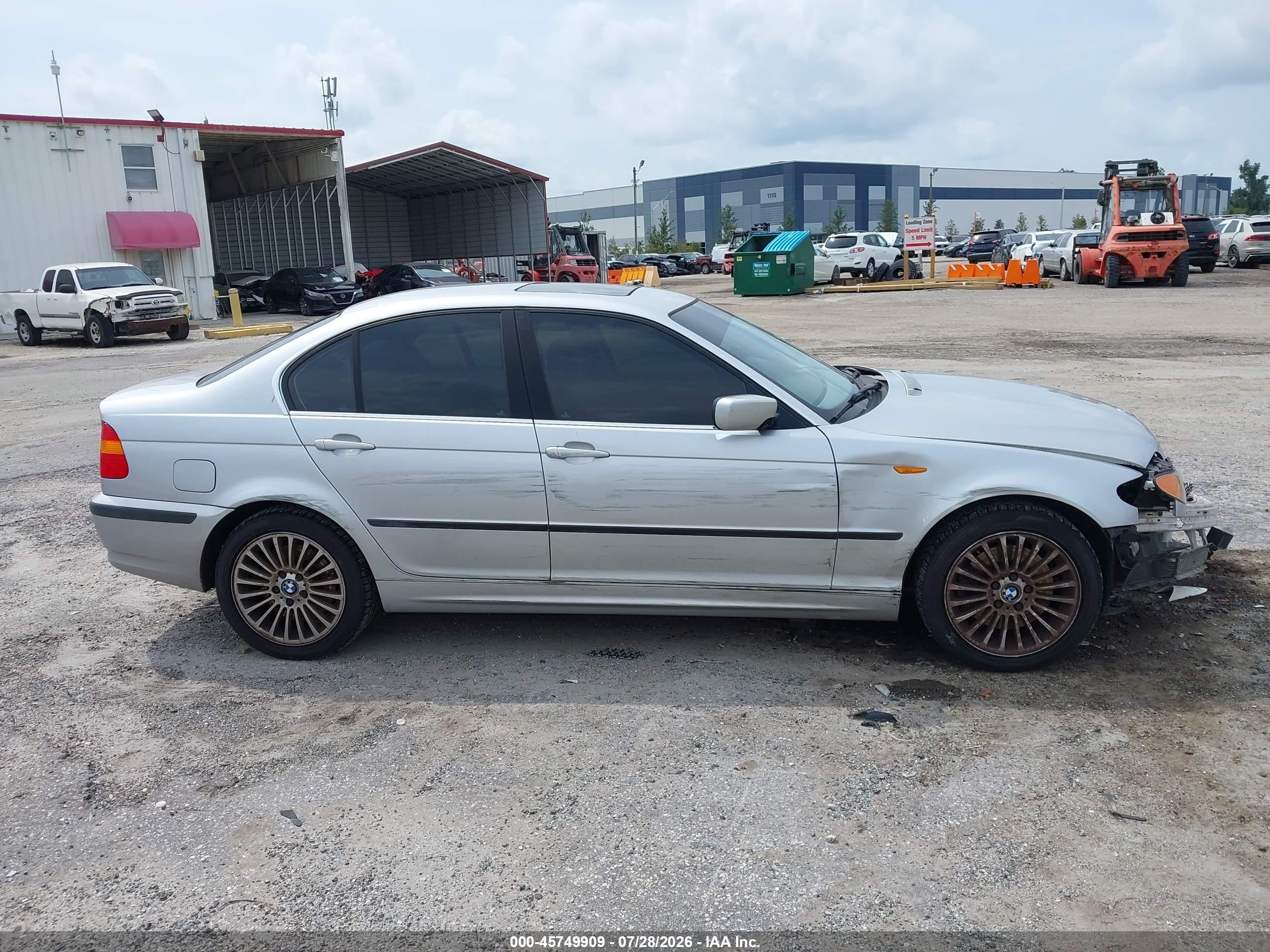 2002 Bmw 330xi   Silver vin: WBAEW53482PG19813