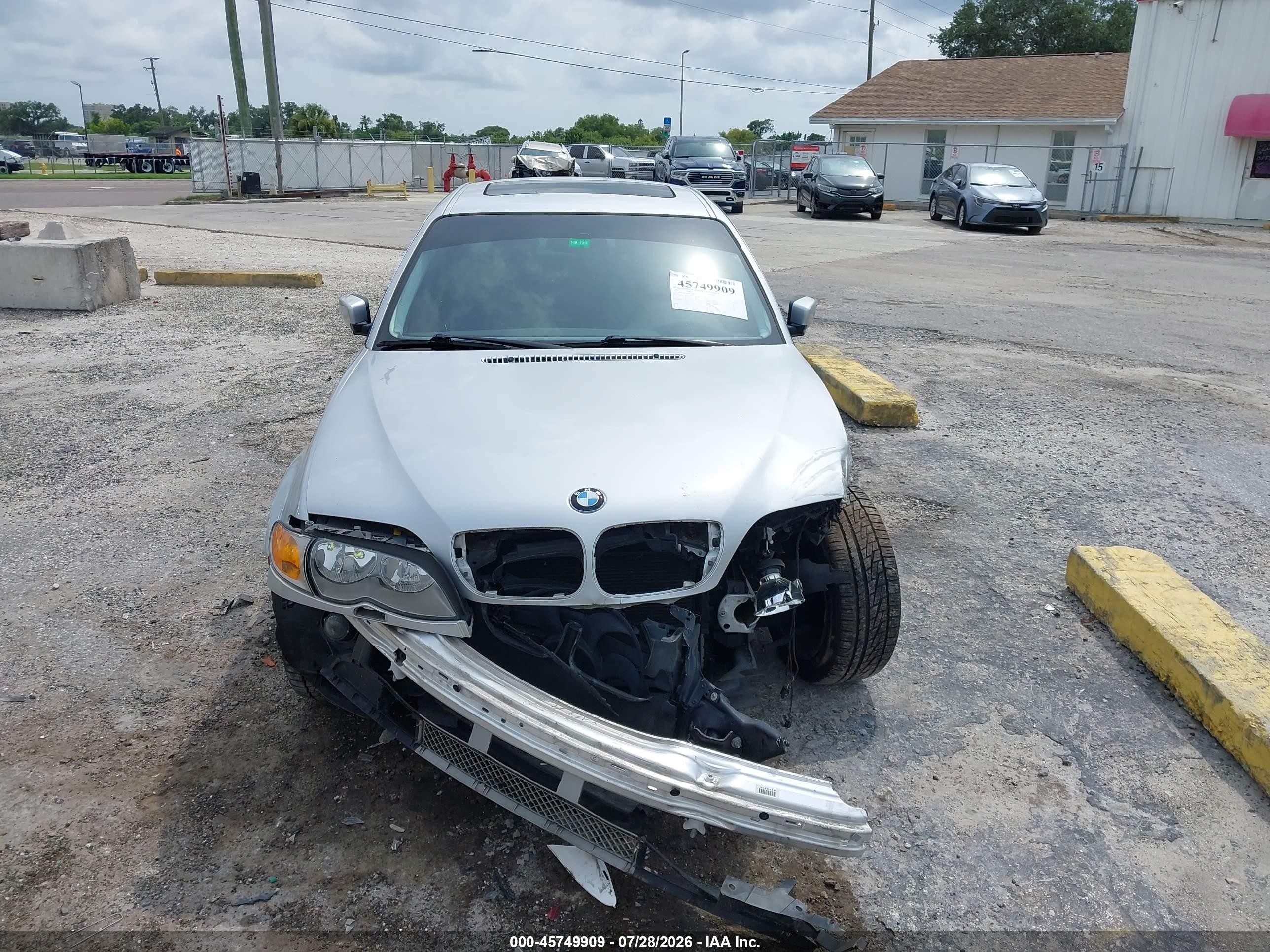 2002 Bmw 330xi   Silver vin: WBAEW53482PG19813