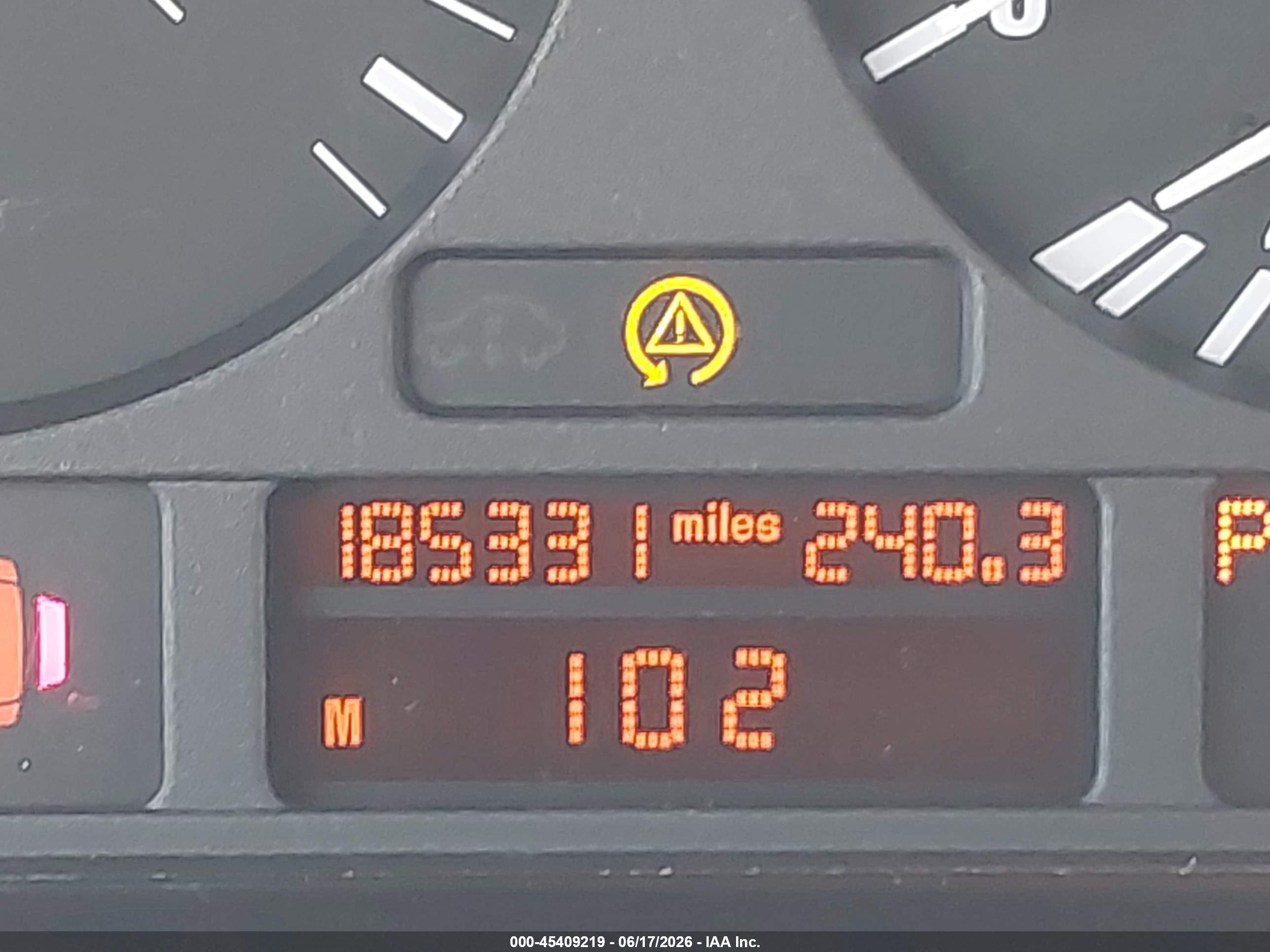2001 Bmw X5 3.0 Белый vin: WBAFA53501LM73826