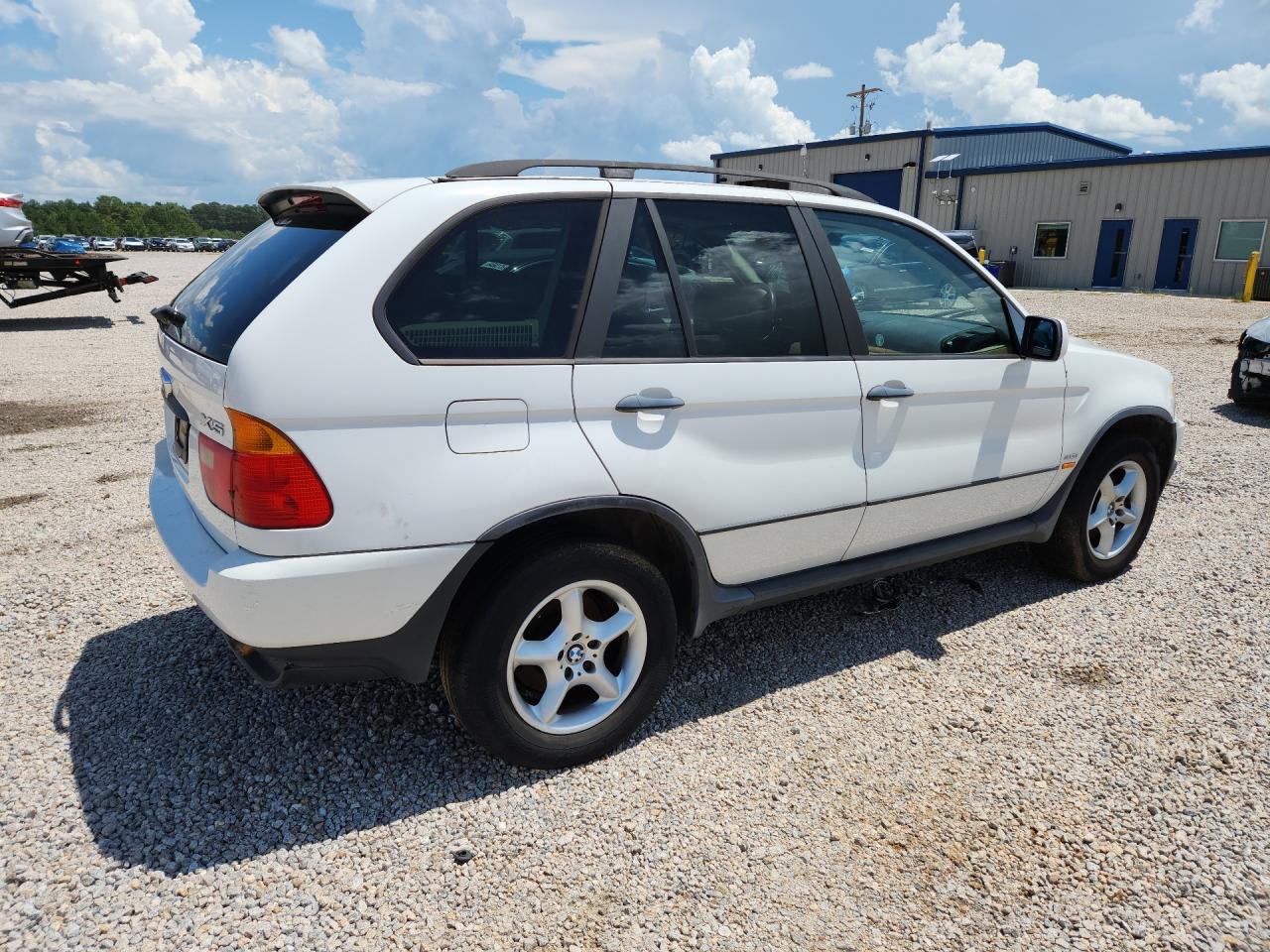2001 Bmw X5 3.0i White vin: WBAFA53581LM64730