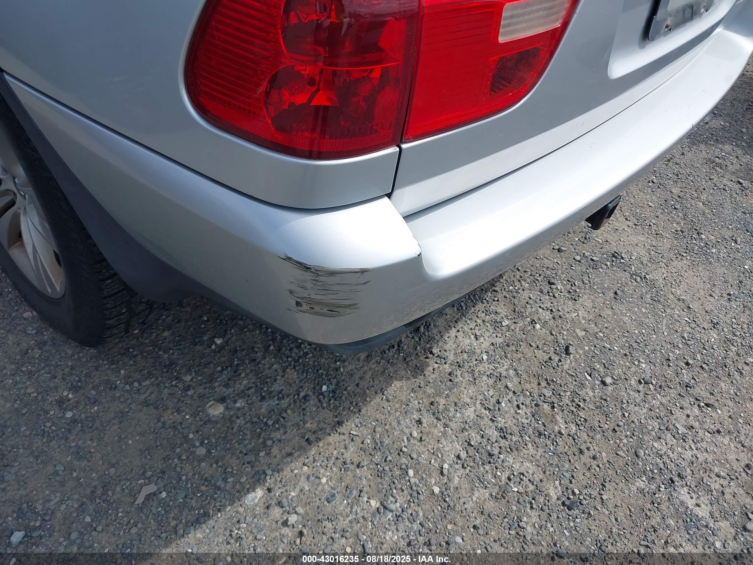 2000 Bmw X5 4.4i Серебряный vin: WBAFB3343YLH02330