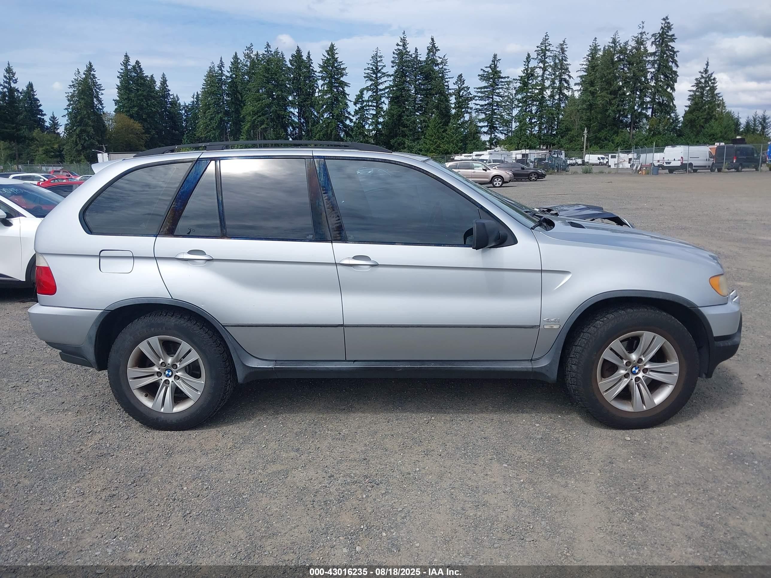 2000 Bmw X5 4.4i Серебряный vin: WBAFB3343YLH02330