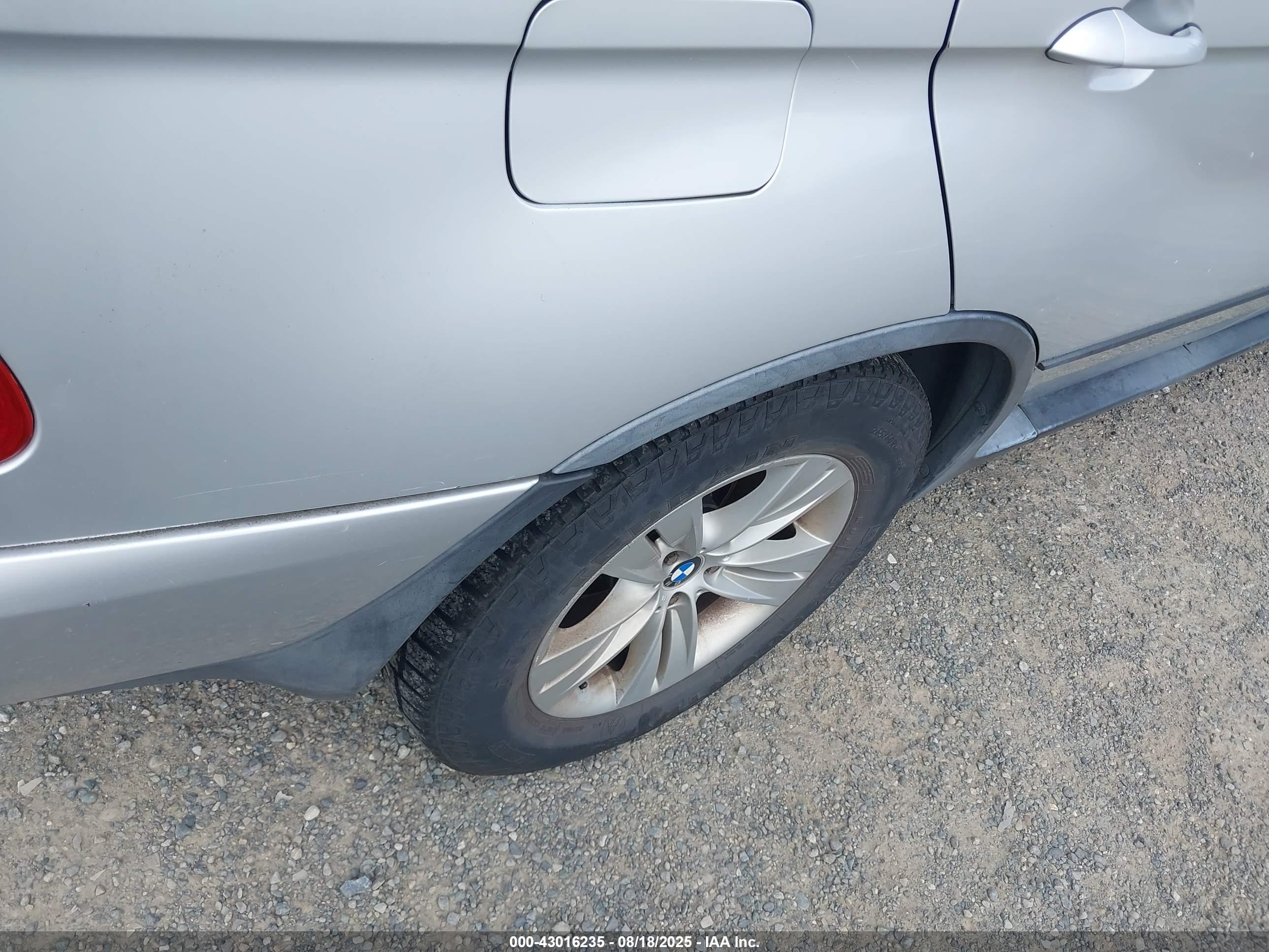 2000 Bmw X5 4.4i Серебряный vin: WBAFB3343YLH02330