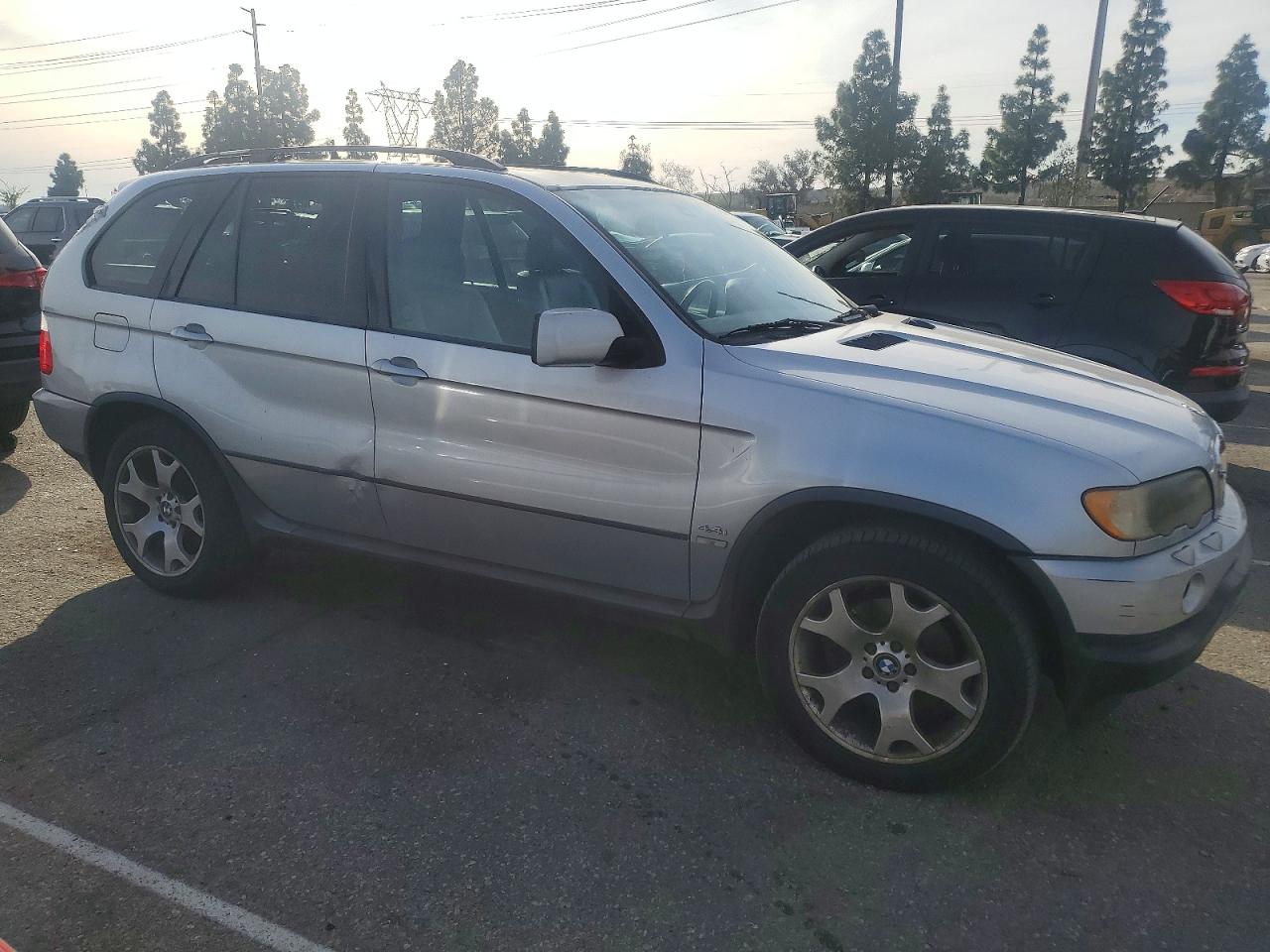 2000 Bmw X5 4.4i Серебряный vin: WBAFB3349YLH01327