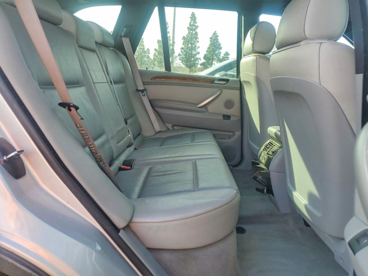 2000 Bmw X5 4.4i Серебряный vin: WBAFB3349YLH01327