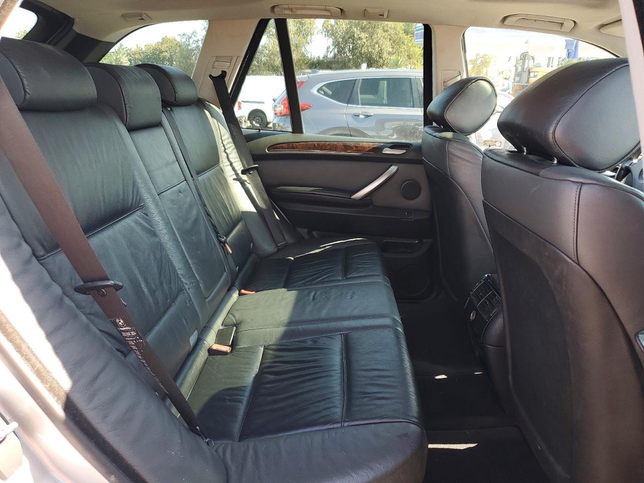 2000 Bmw X5 4.4i Серебряный vin: WBAFB3357YLH05577