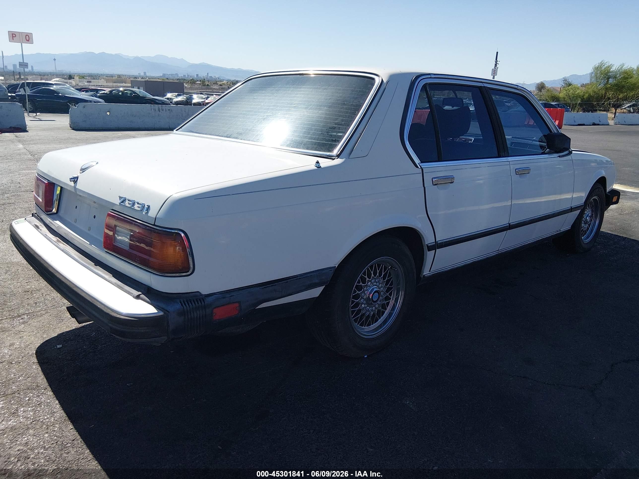 1984 Bmw 733 I Automatic White vin: WBAFF8408E9281868
