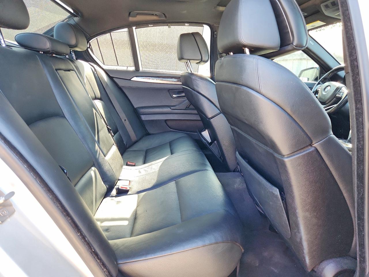 2011 Bmw 528 I Silver vin: WBAFR1C50BC742880