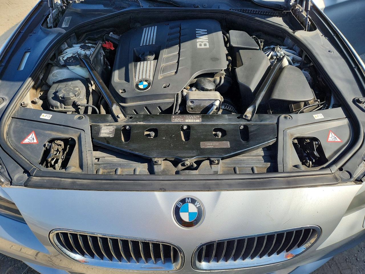 2011 Bmw 528 I Silver vin: WBAFR1C50BC742880