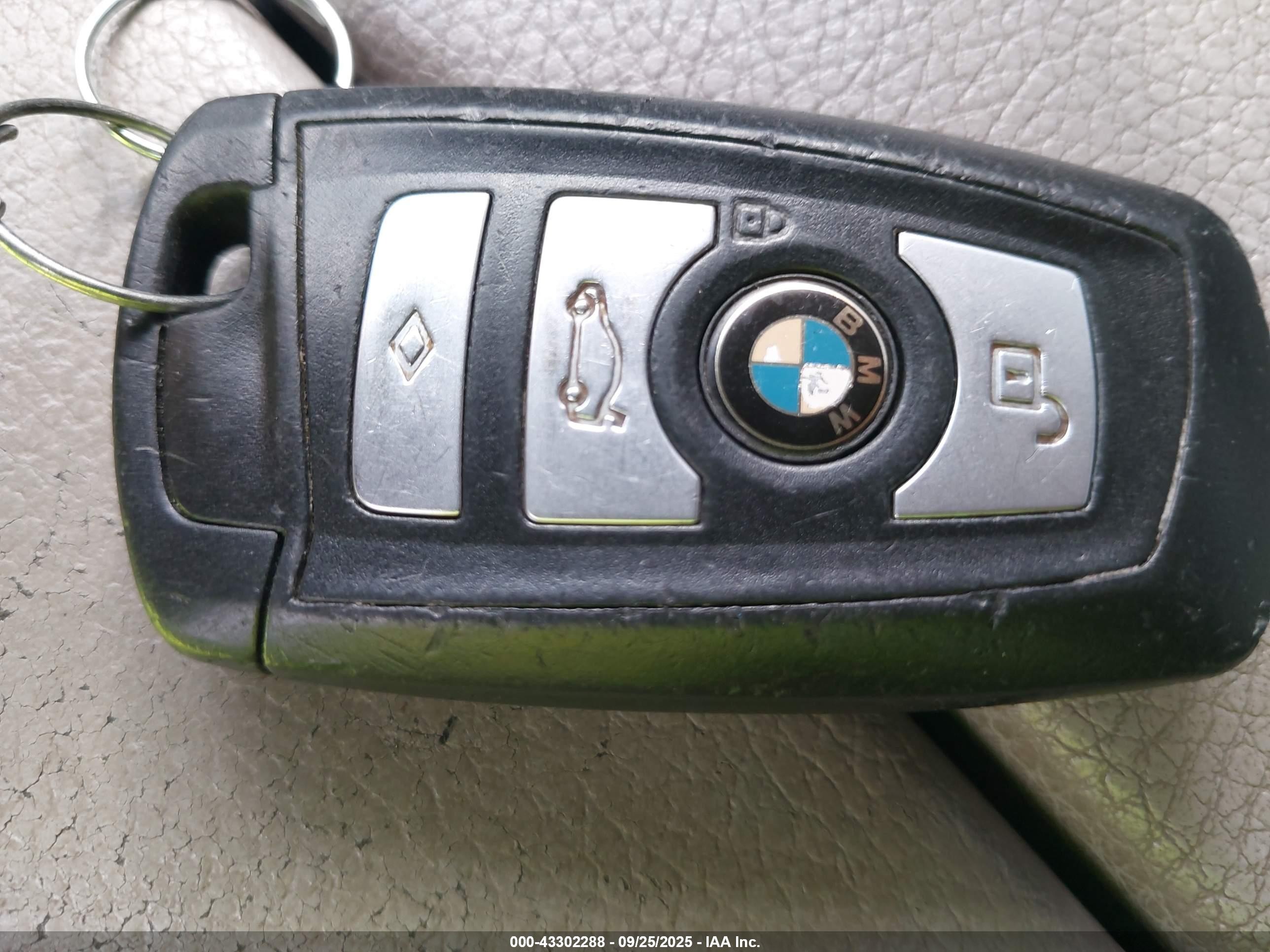 2011 Bmw 528i   Silver vin: WBAFR1C51BC672712