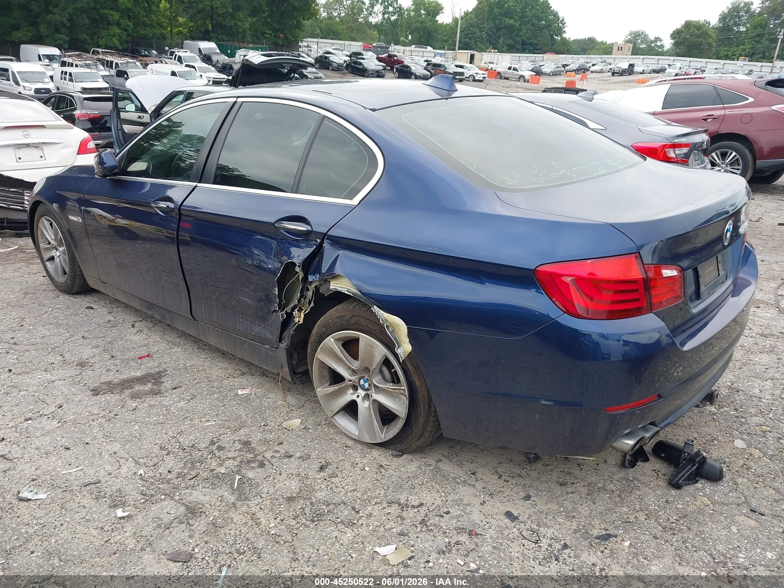 2011 Bmw 528i   Blue vin: WBAFR1C51BC741981