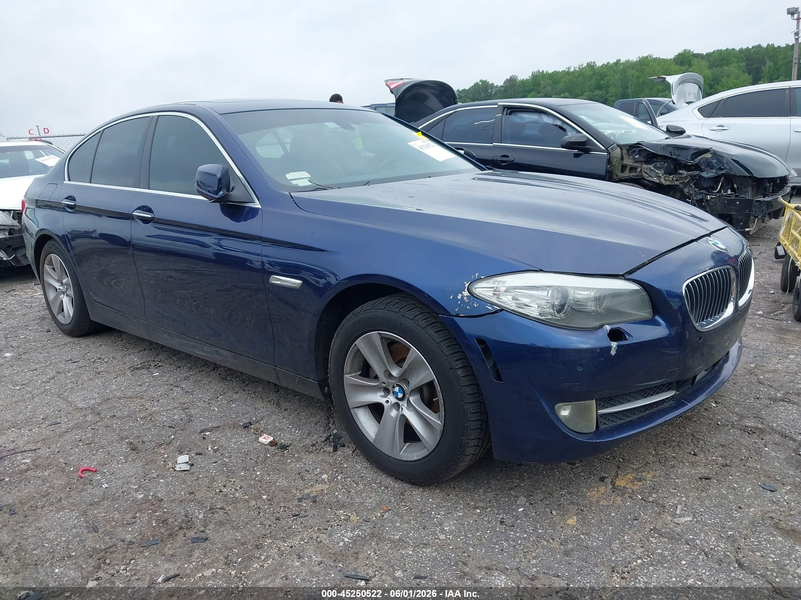 2011 Bmw 528i   Blue vin: WBAFR1C51BC741981