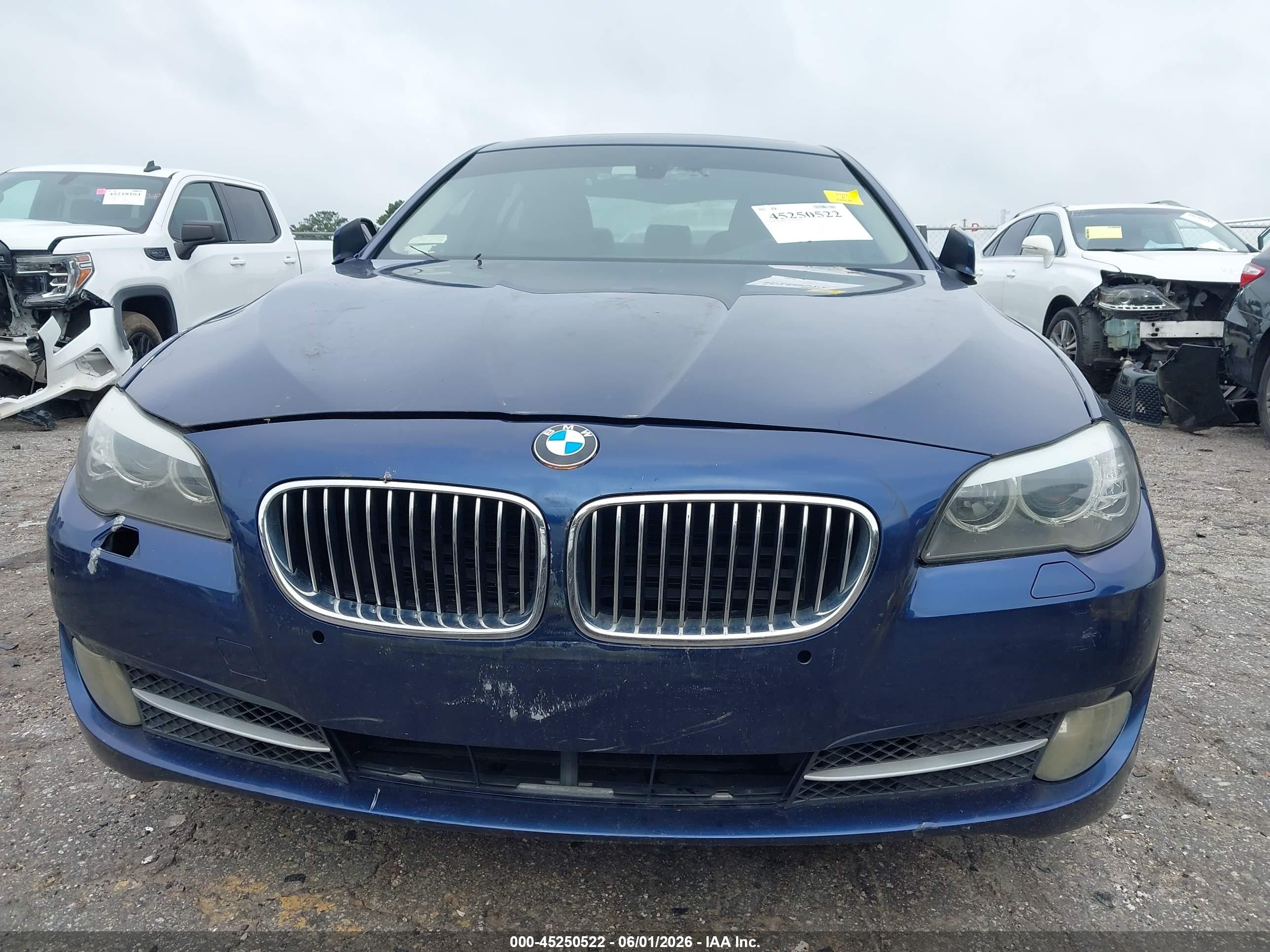 2011 Bmw 528i   Blue vin: WBAFR1C51BC741981