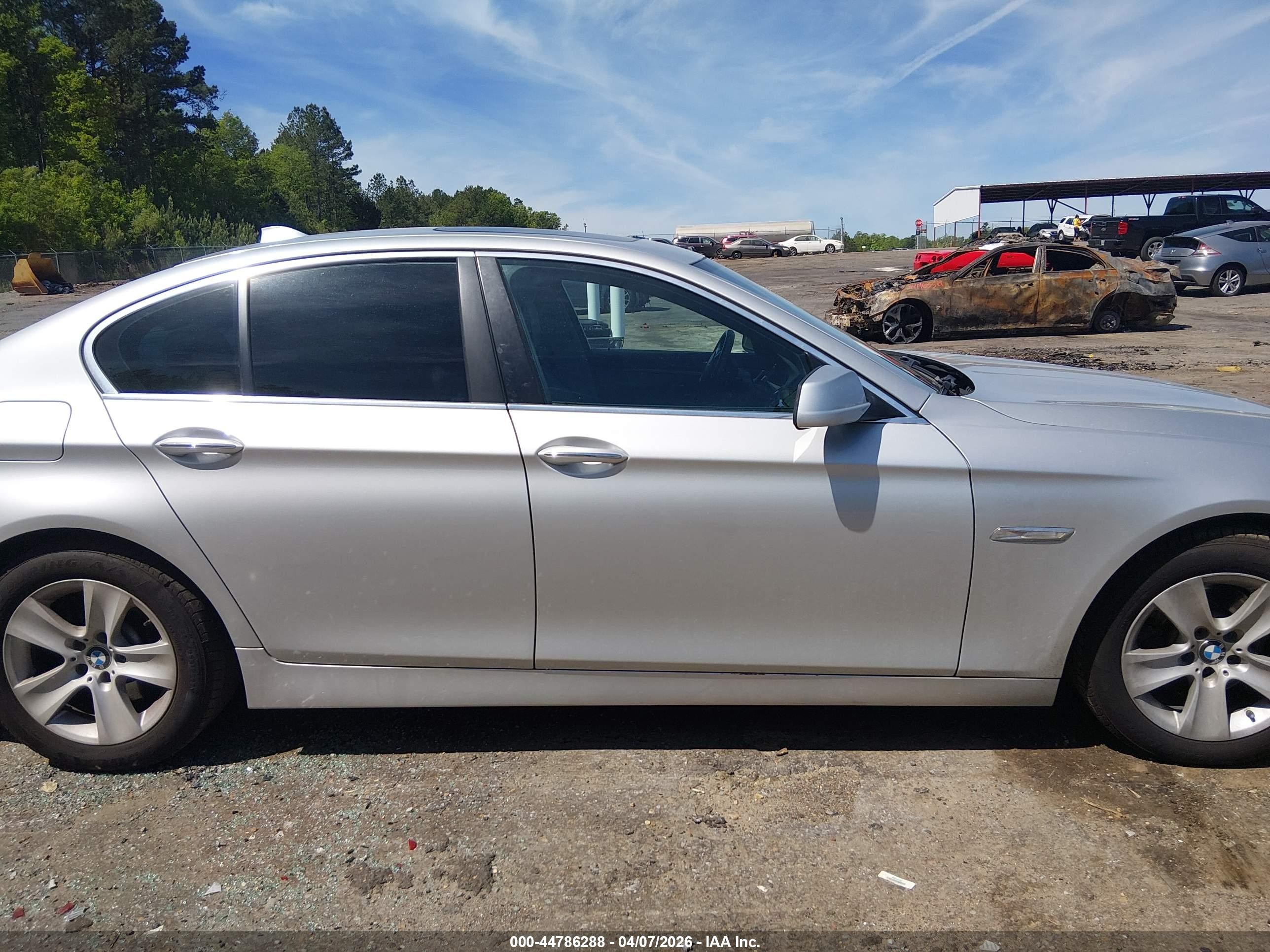 2011 Bmw 528i Gray vin: WBAFR1C51BDJ97525