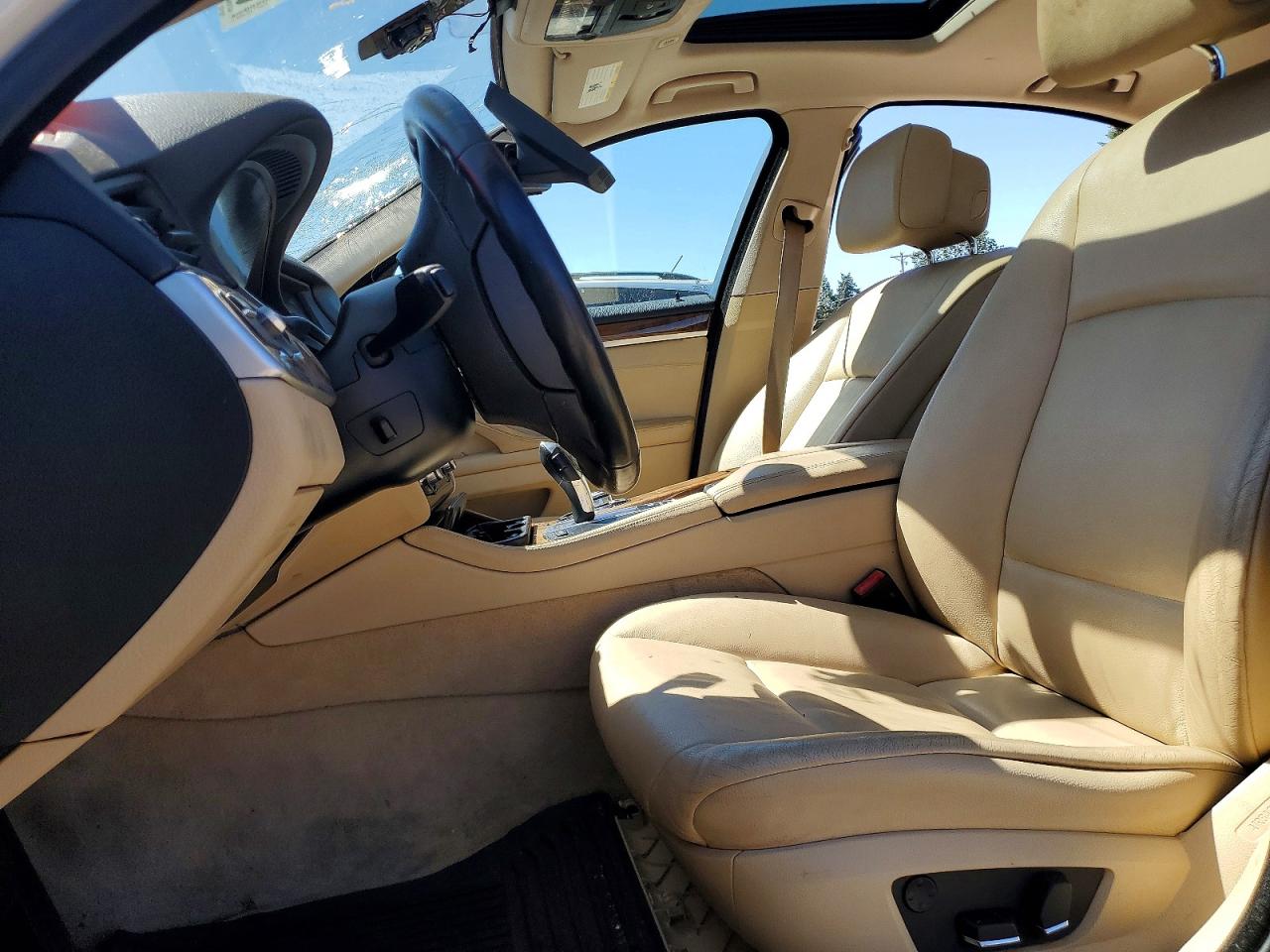 2011 Bmw 528 I White vin: WBAFR1C52BC741889