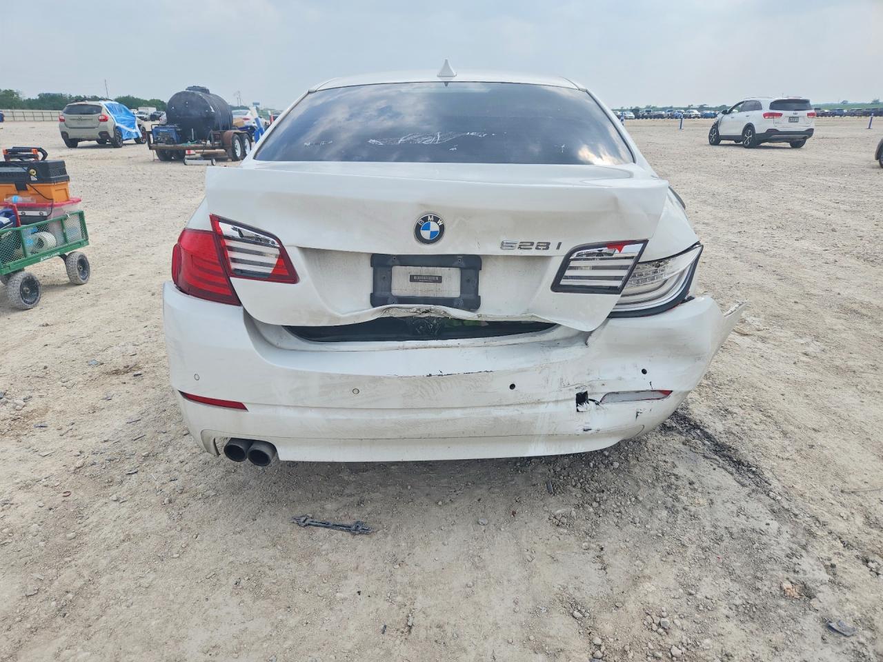 2011 Bmw 528 I White vin: WBAFR1C52BC749507