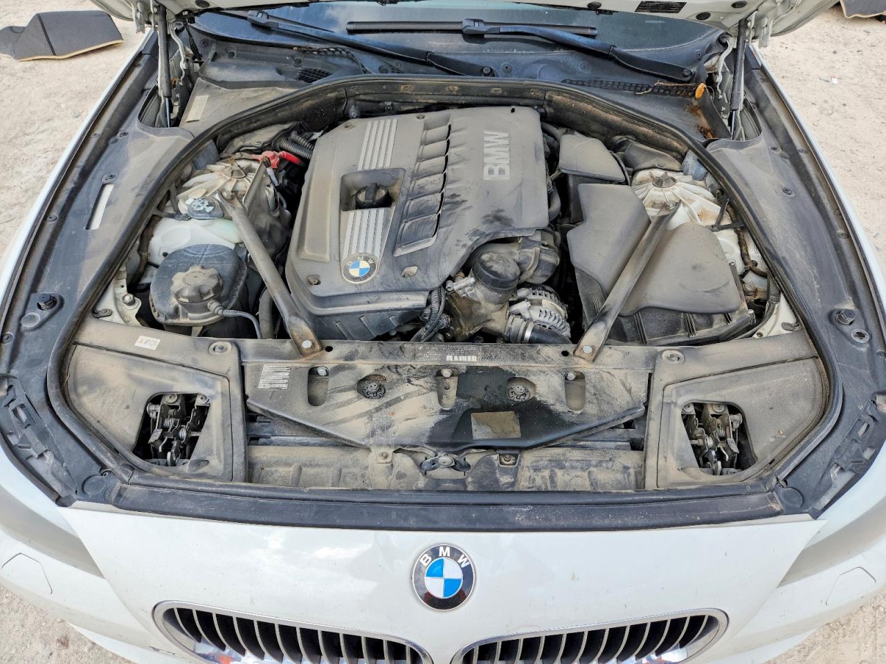 2011 Bmw 528 I White vin: WBAFR1C52BC749507