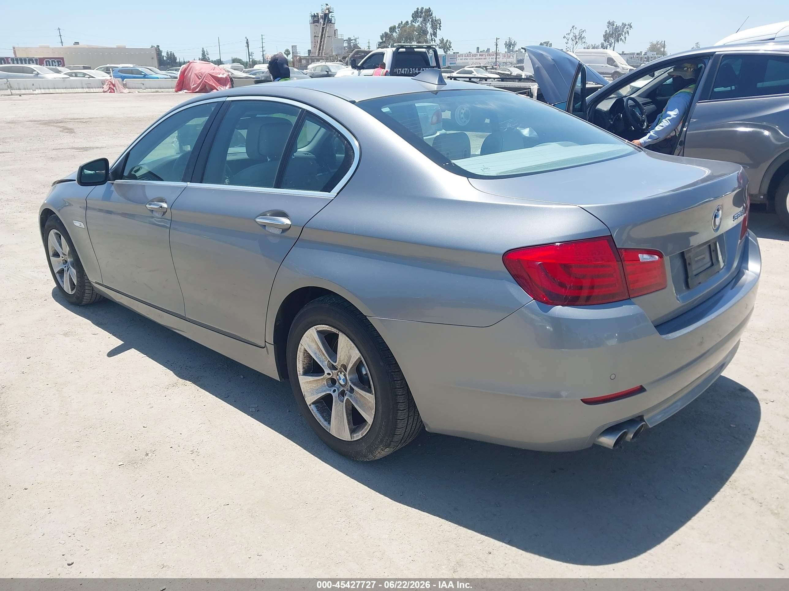 2011 Bmw 528i   Gray vin: WBAFR1C53BC742601