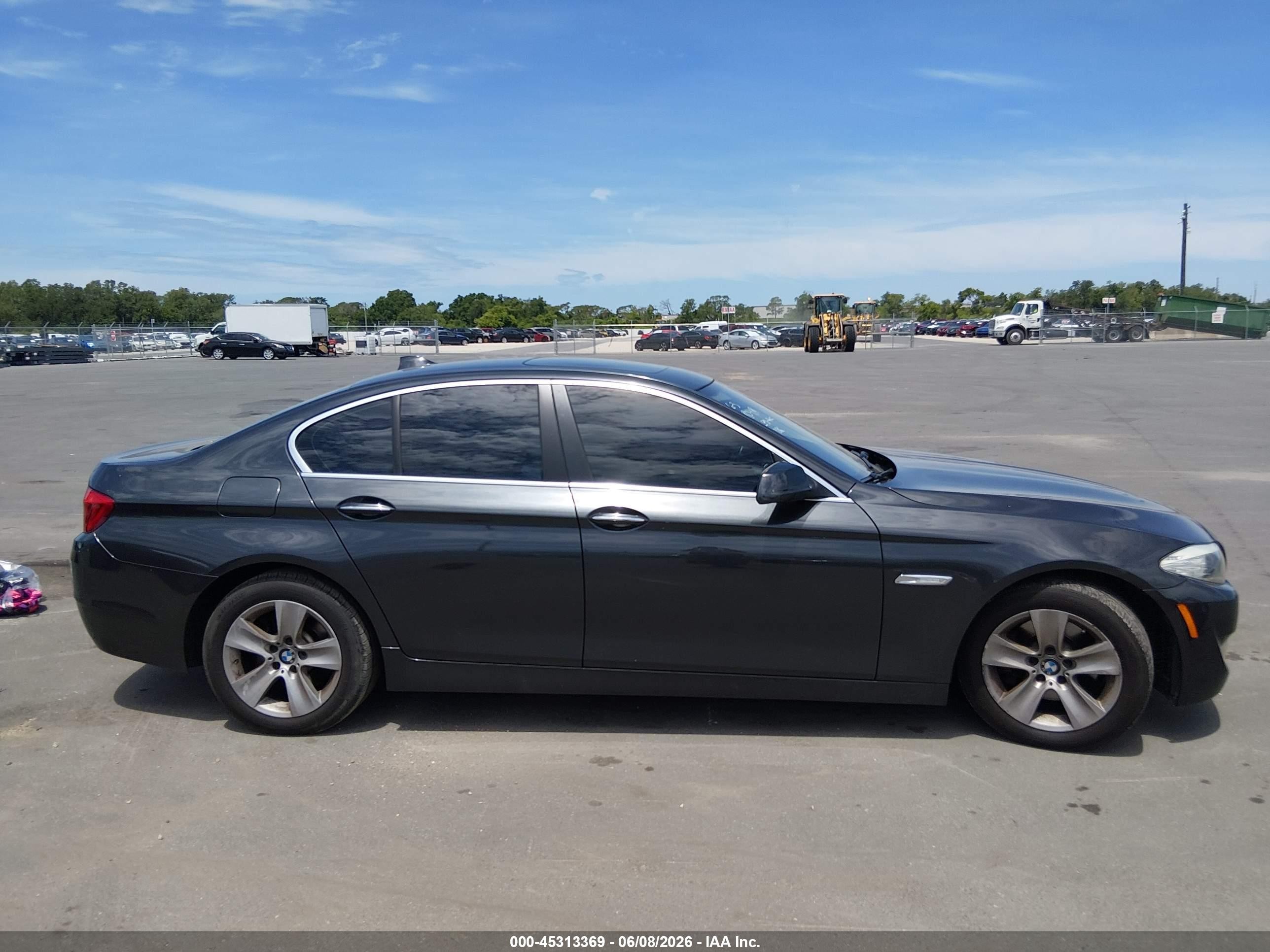 2011 Bmw 528i   Gray vin: WBAFR1C53BC744901