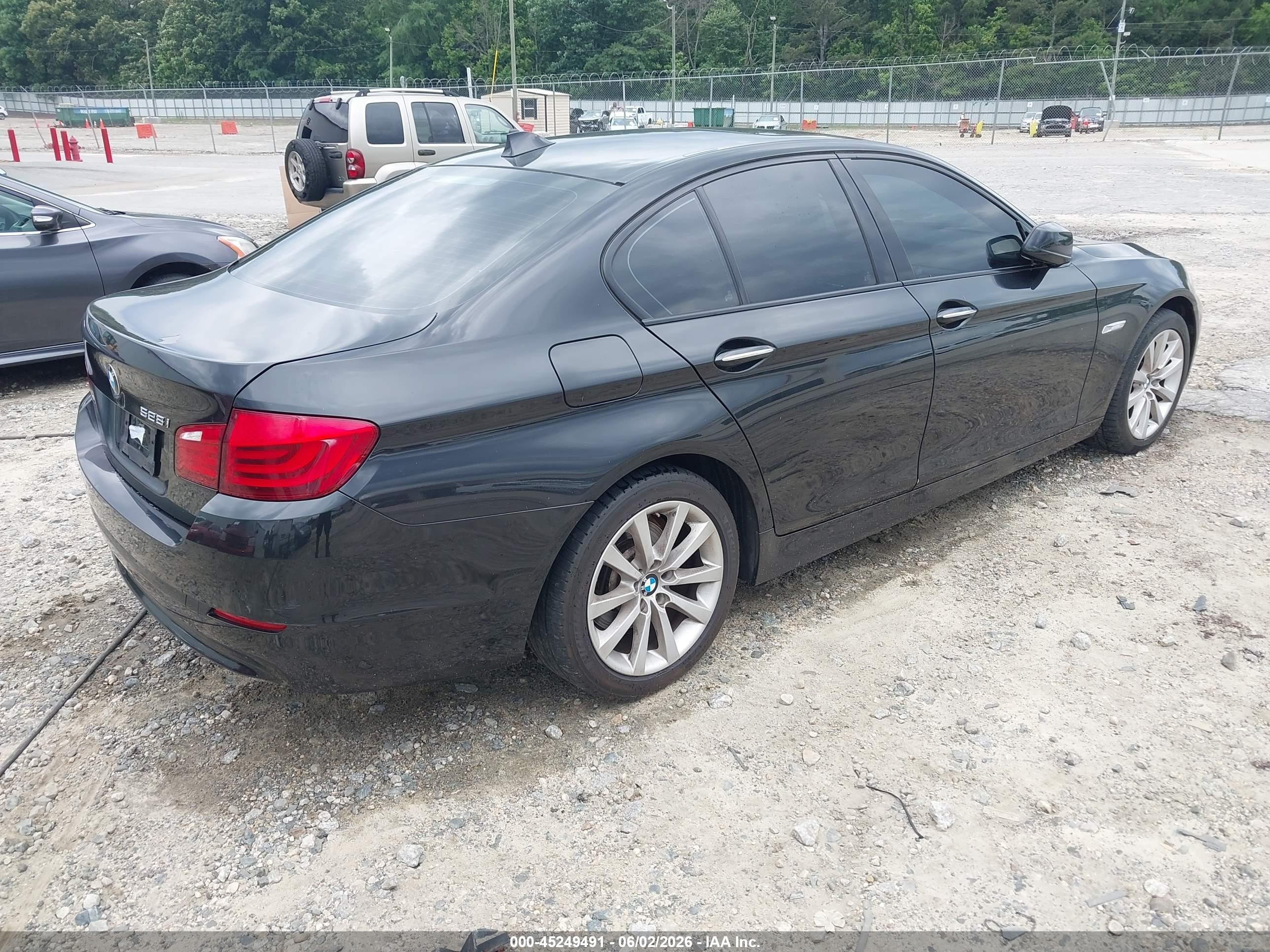 2011 Bmw 528i   Black vin: WBAFR1C54BC739612
