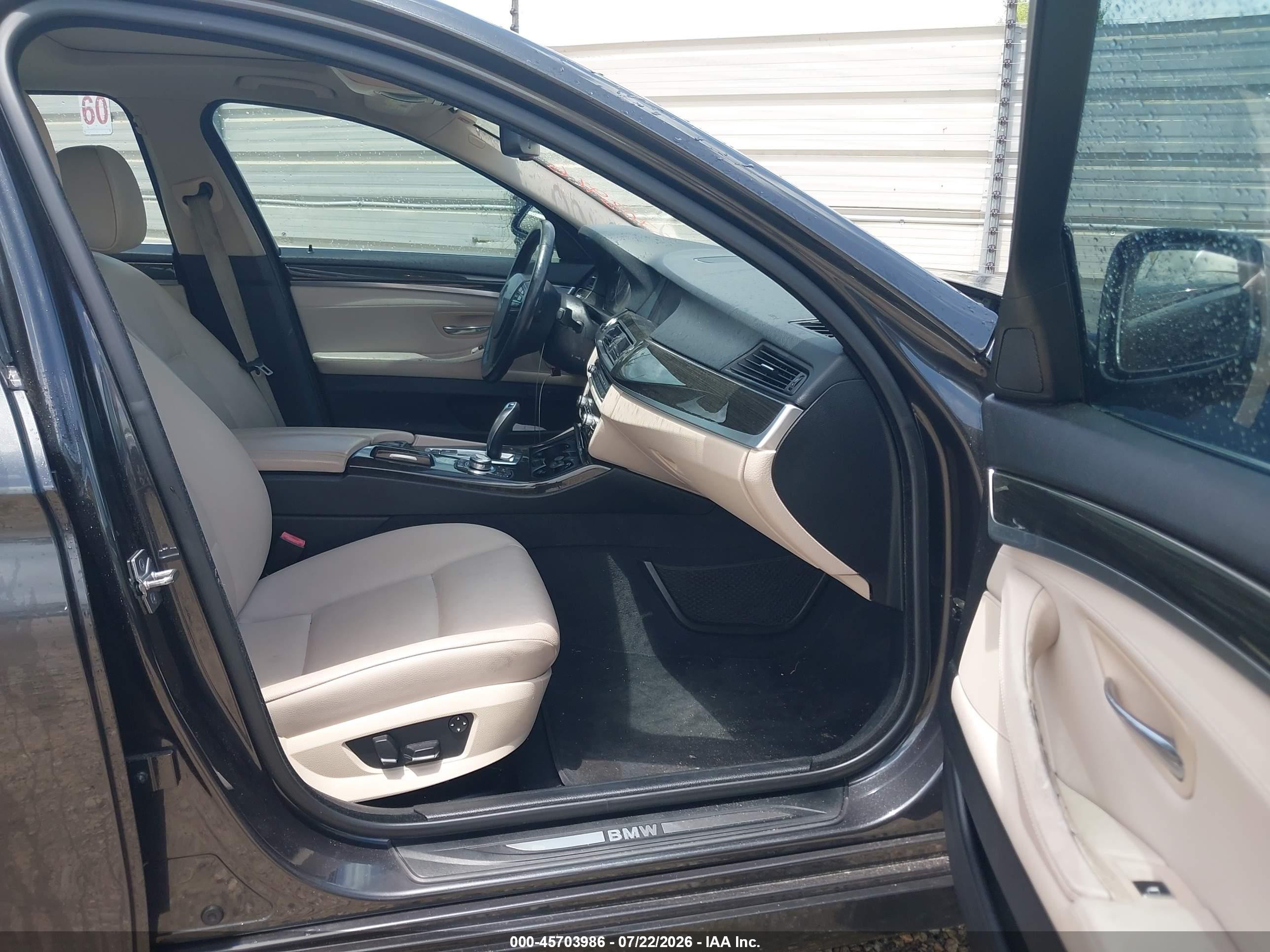 2011 Bmw 528i   Black vin: WBAFR1C55BC672227